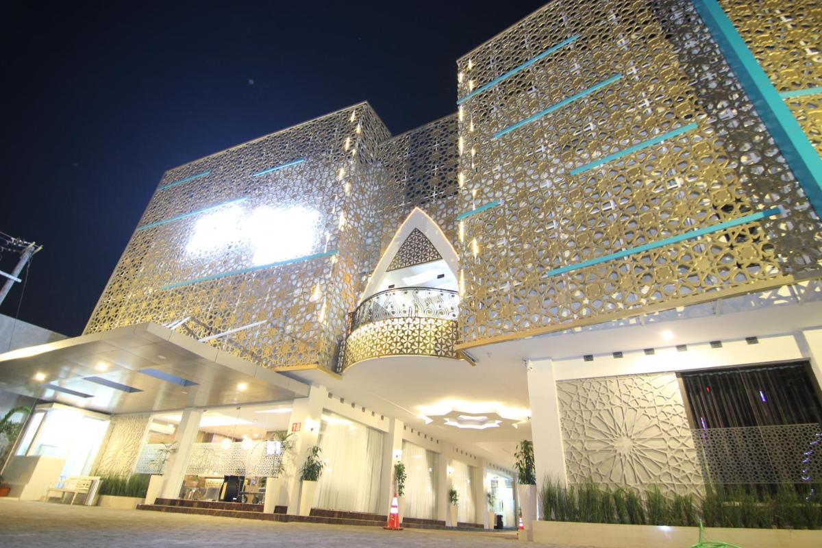 hotel building