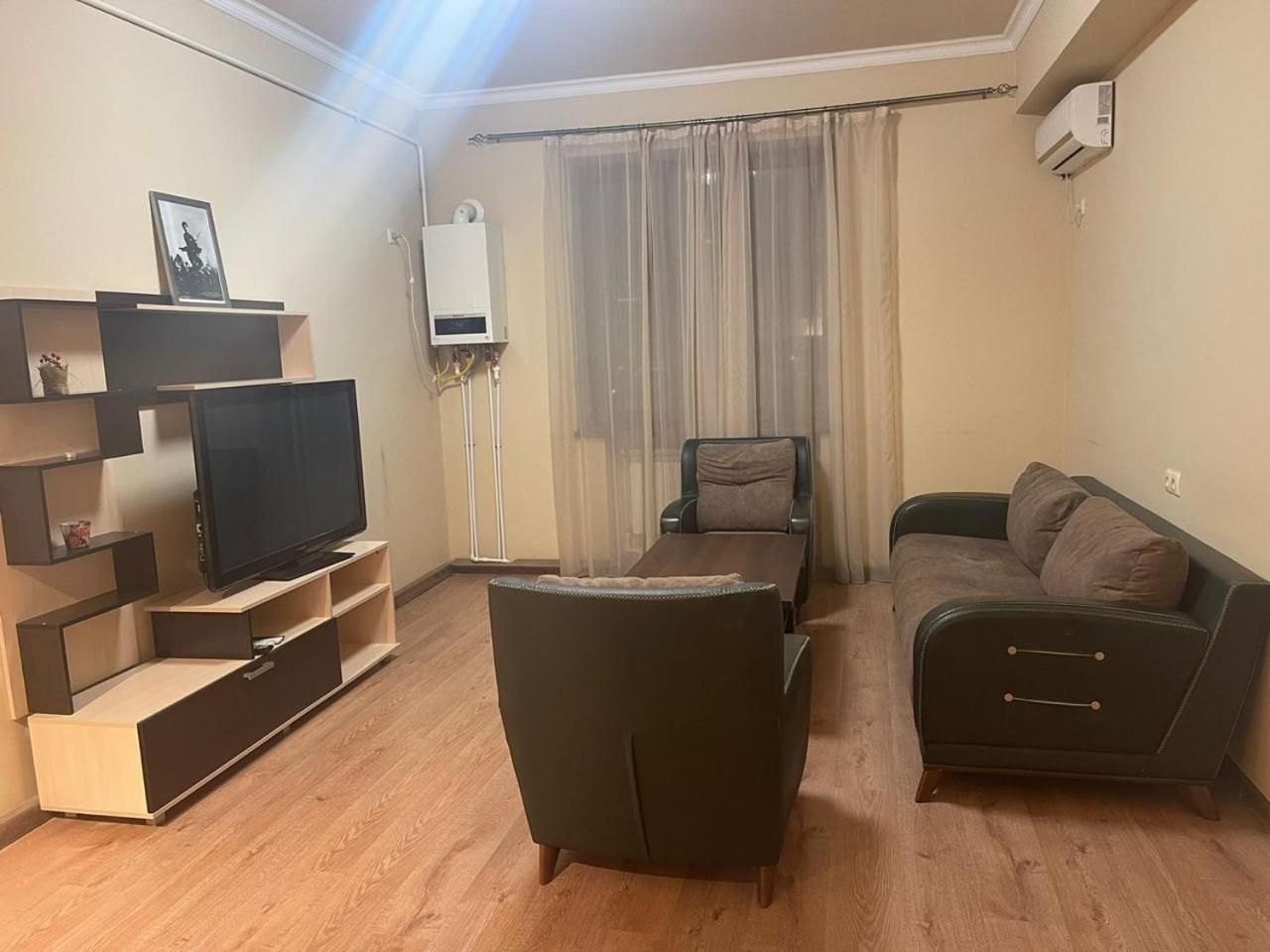 Apartment in Argishti street