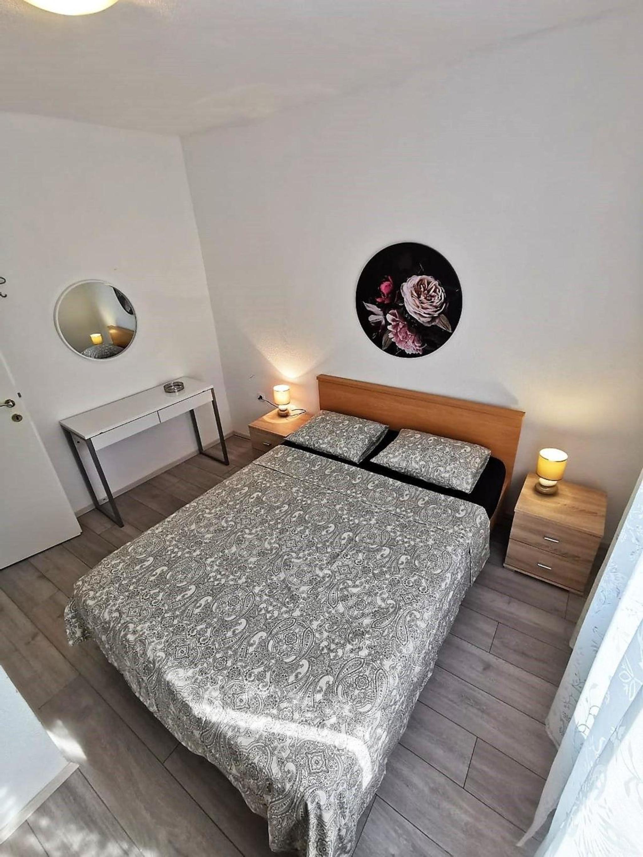 Ferienwohnung für 4 Personen 1 Kind ca 70 qm in Betina, Dalmatien Norddalmatien