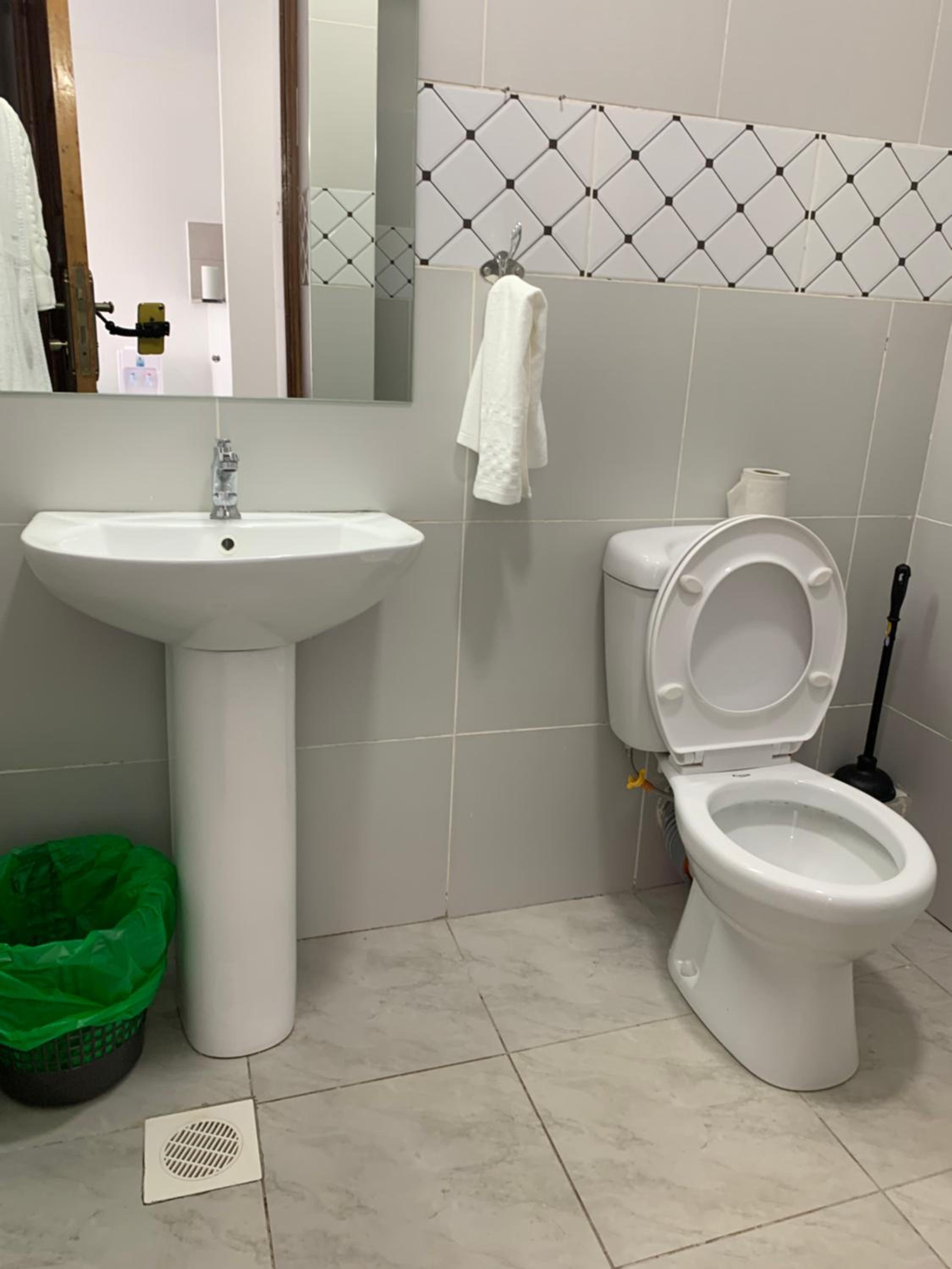 COZY STUDIO apartment -The Aviv Place view 2