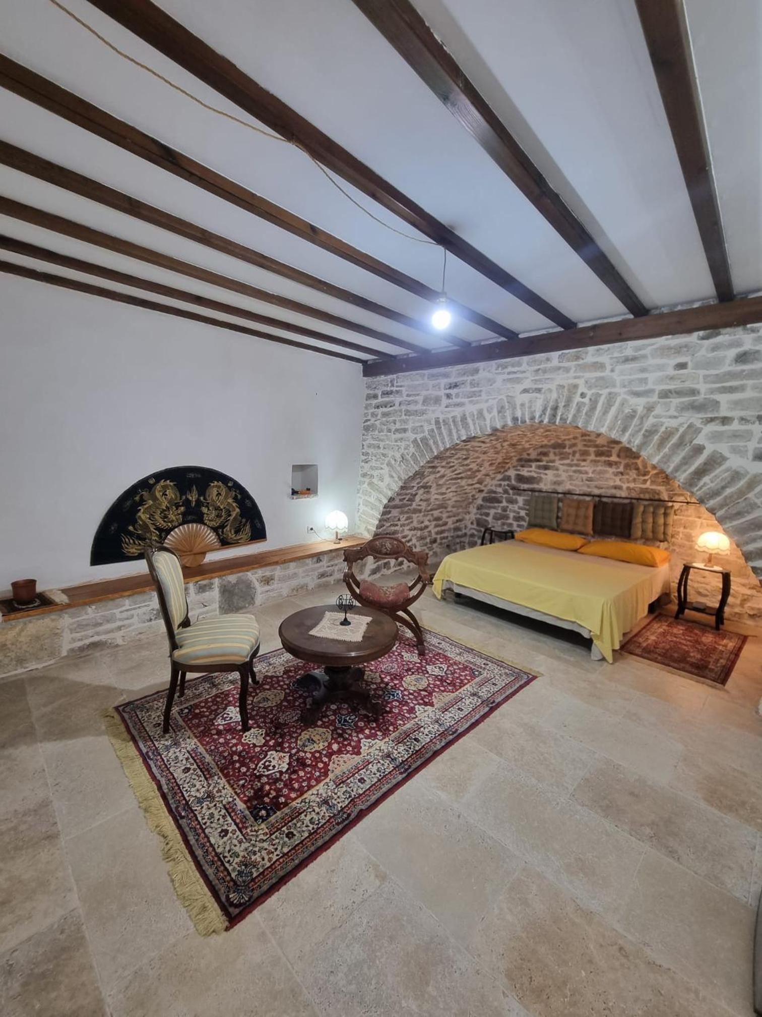 Villa Olive Old Qeparo