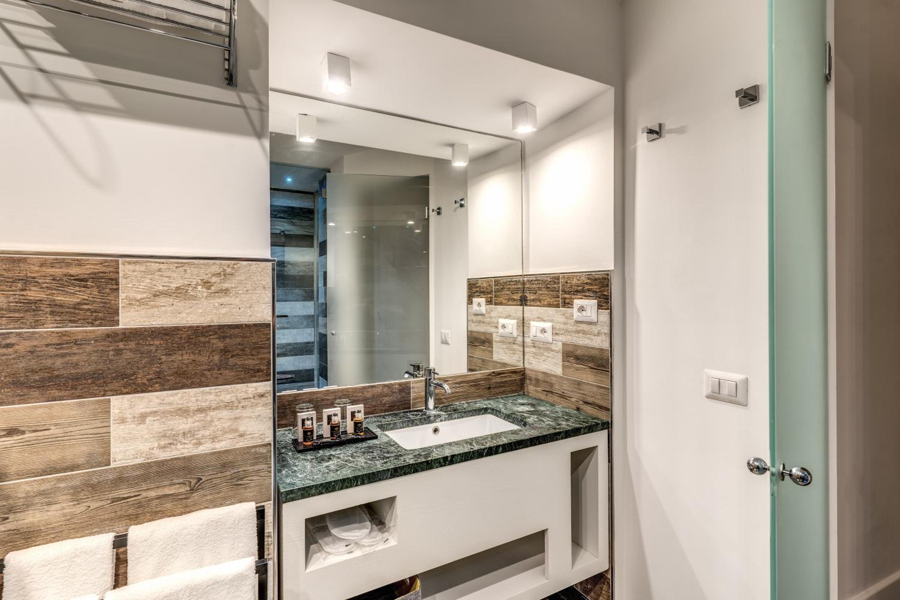 Telier Tomacelli en Rome — bathroom