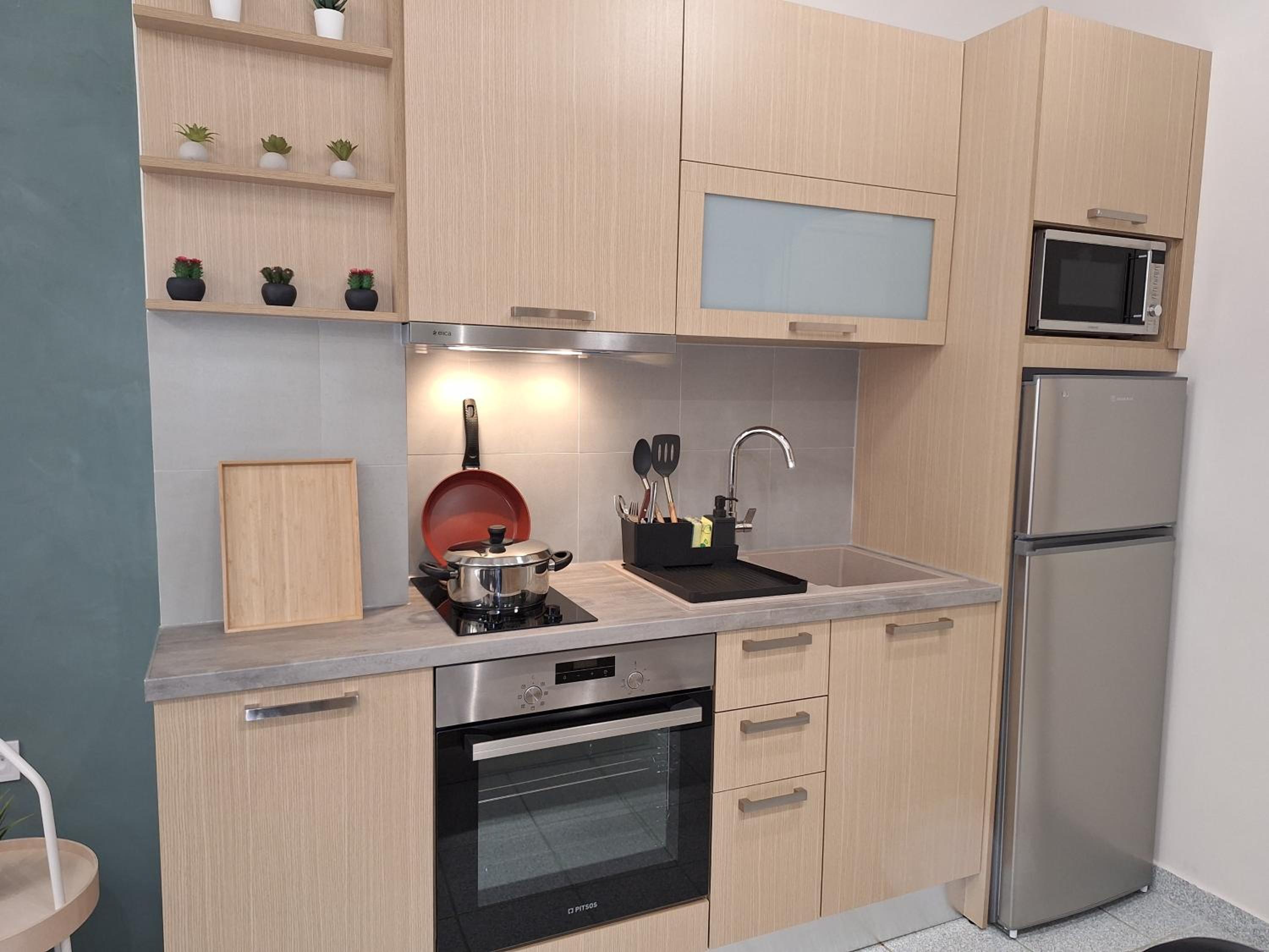 SeaSTAR Beach Apartments