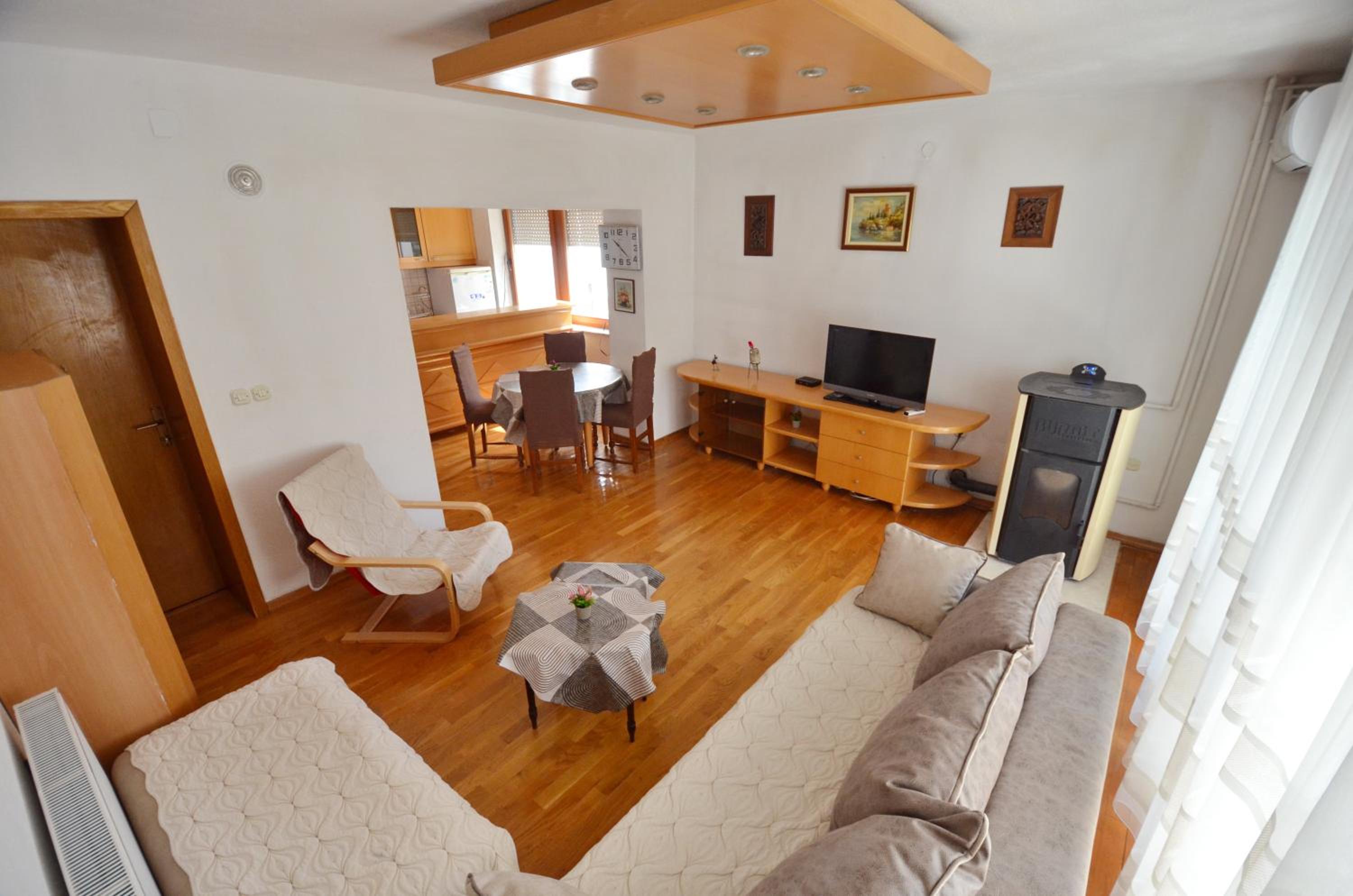 Feel Good Apartments in Center Free Parking