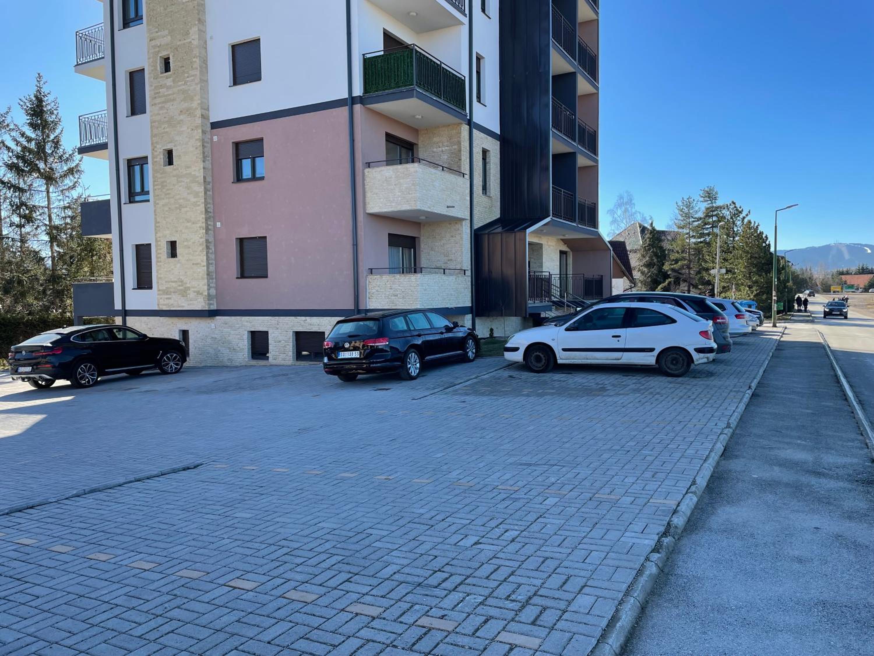 Photo 41