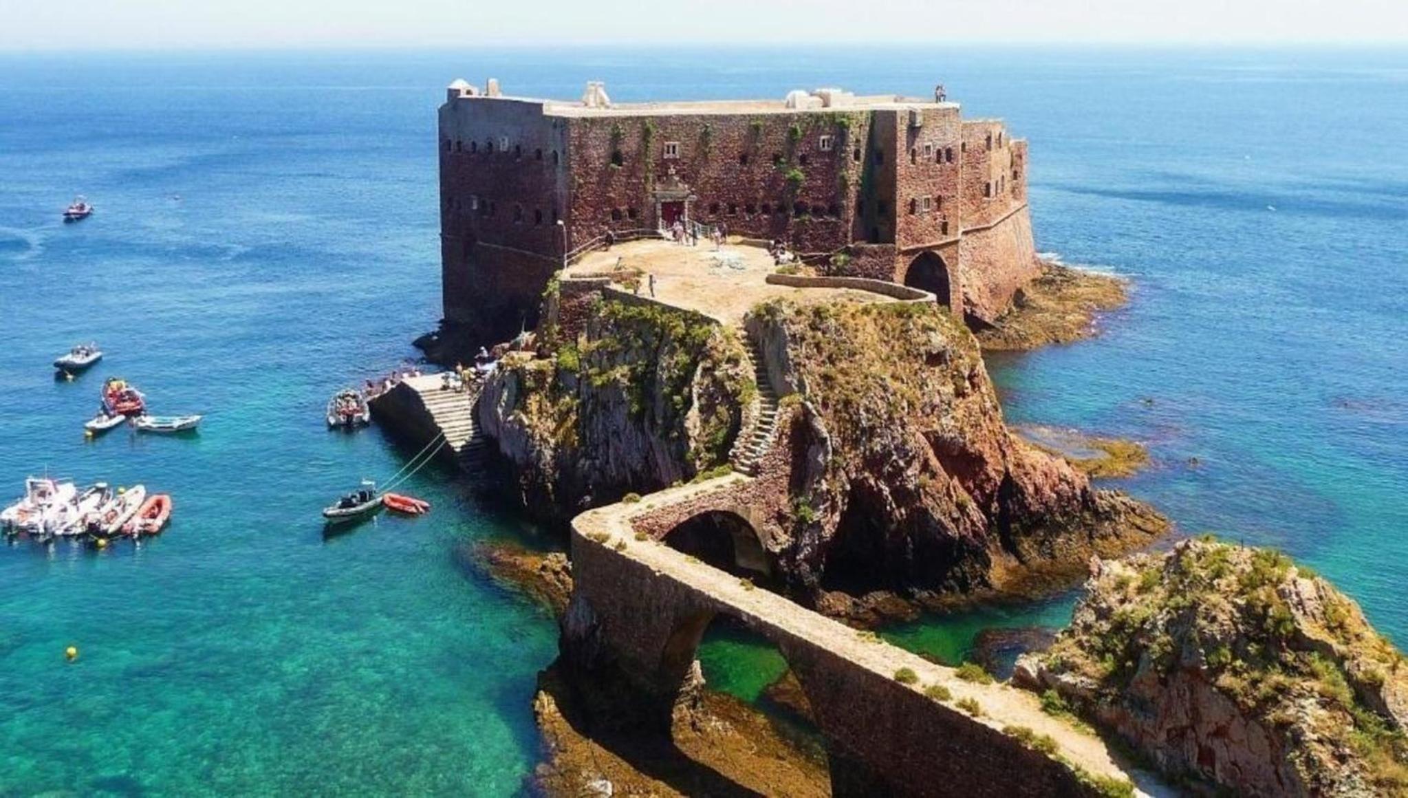 Ferienwohnung für 6 Personen ca 100 qm in Praia D' El Rei, Regio Centro