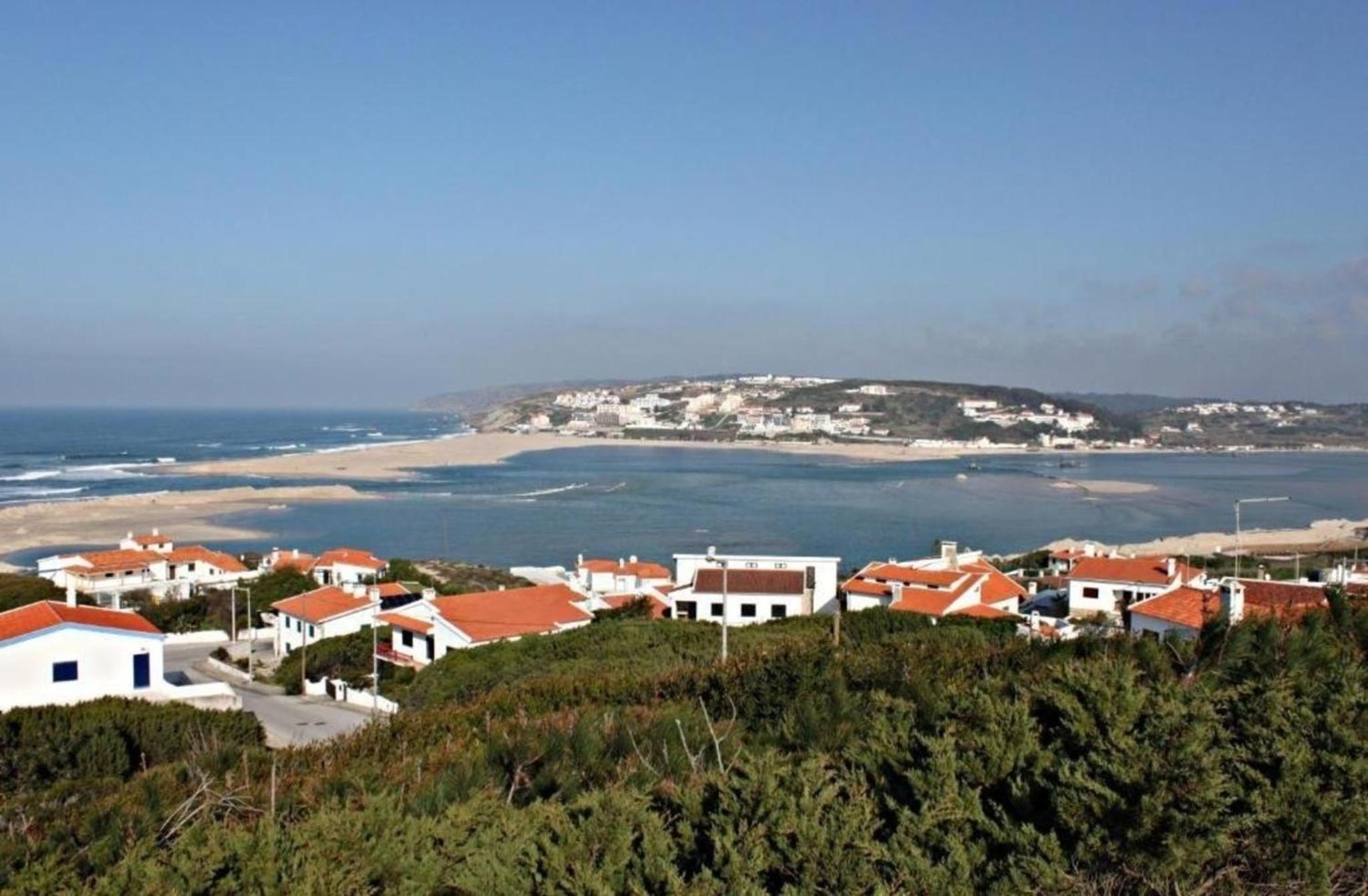 Ferienwohnung für 6 Personen ca 100 qm in Praia D' El Rei, Regio Centro