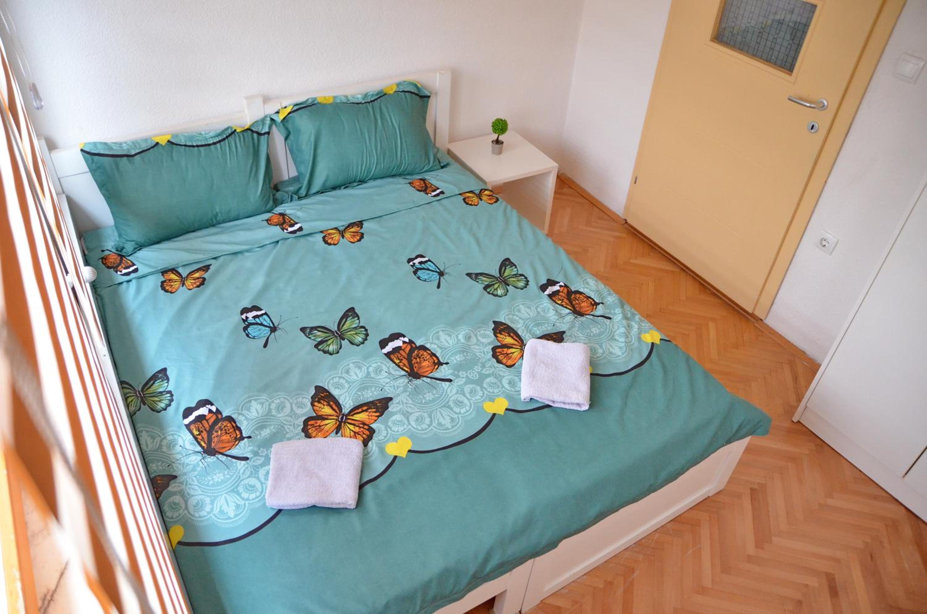 Feel Good Apartments in Center Free Parking