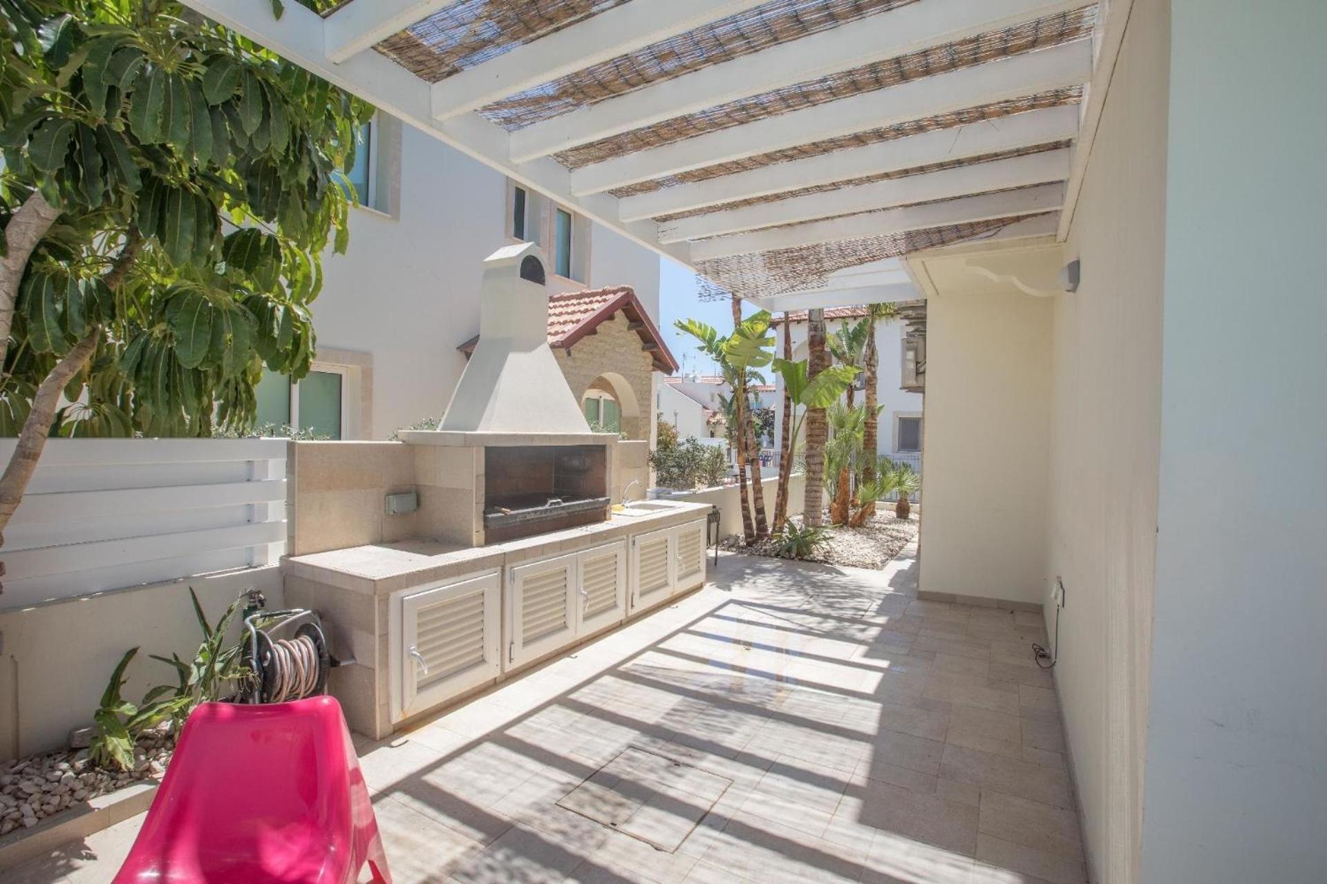 Ferienhaus mit Privatpool für 6 Personen ca 140 qm in Pernera, Südküste von Zypern