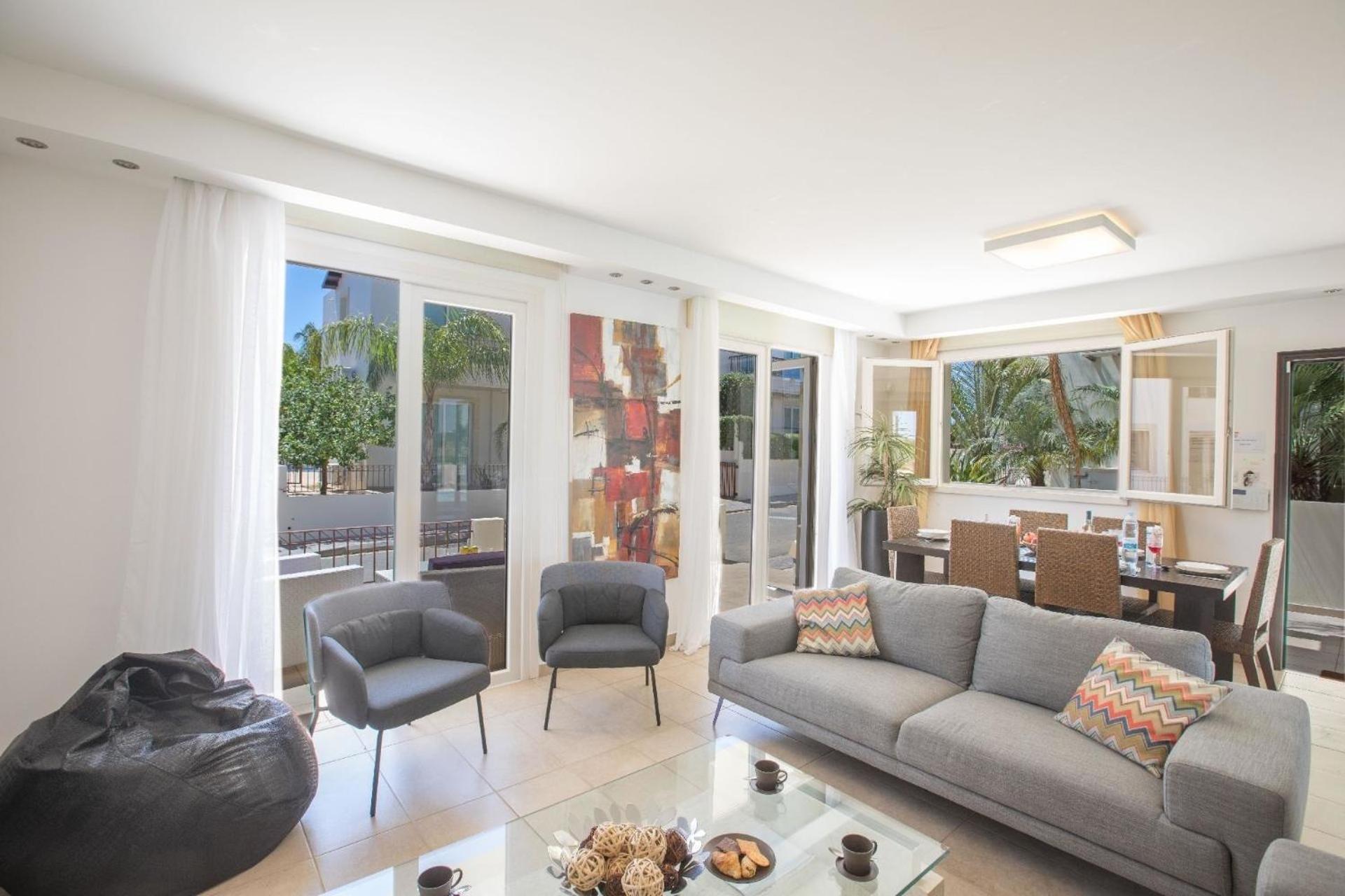 Ferienhaus mit Privatpool für 6 Personen ca 140 qm in Pernera, Südküste von Zypern