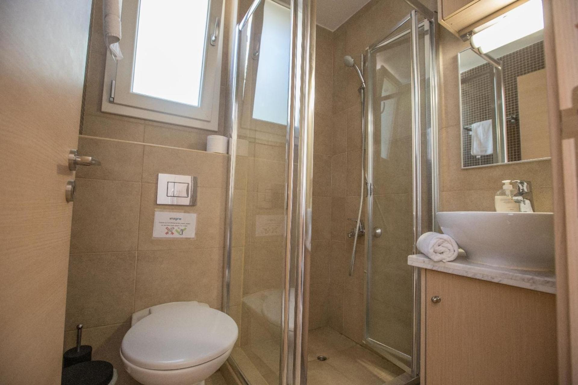 Ferienhaus mit Privatpool für 6 Personen ca 140 qm in Pernera, Südküste von Zypern