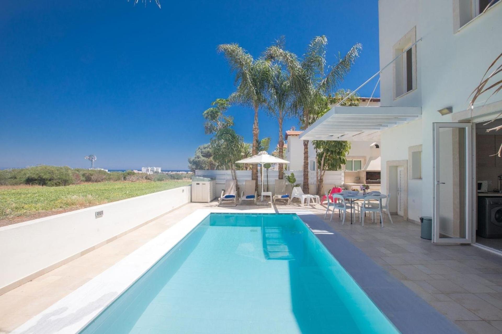 Ferienhaus mit Privatpool für 6 Personen ca 140 qm in Pernera, Südküste von Zypern