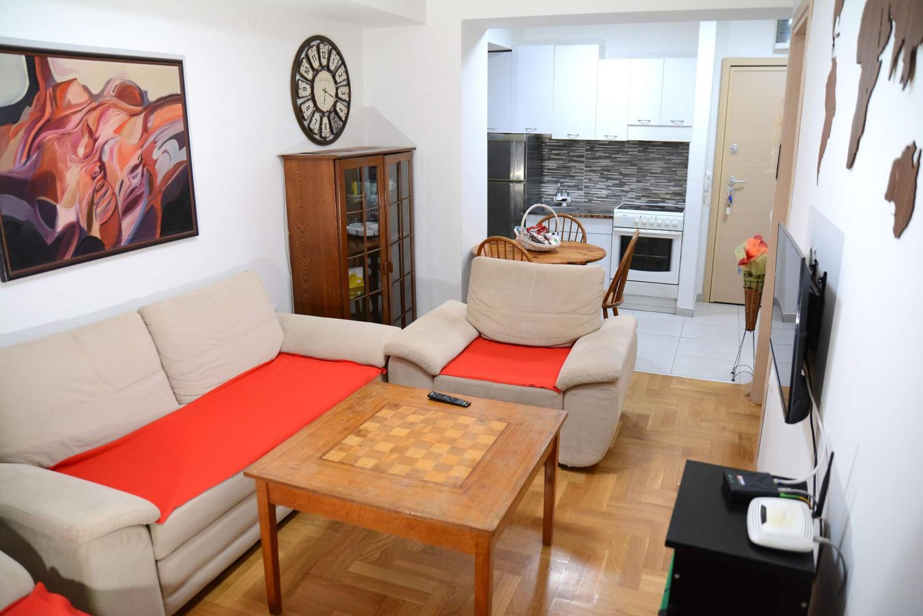 Luka's Apartments