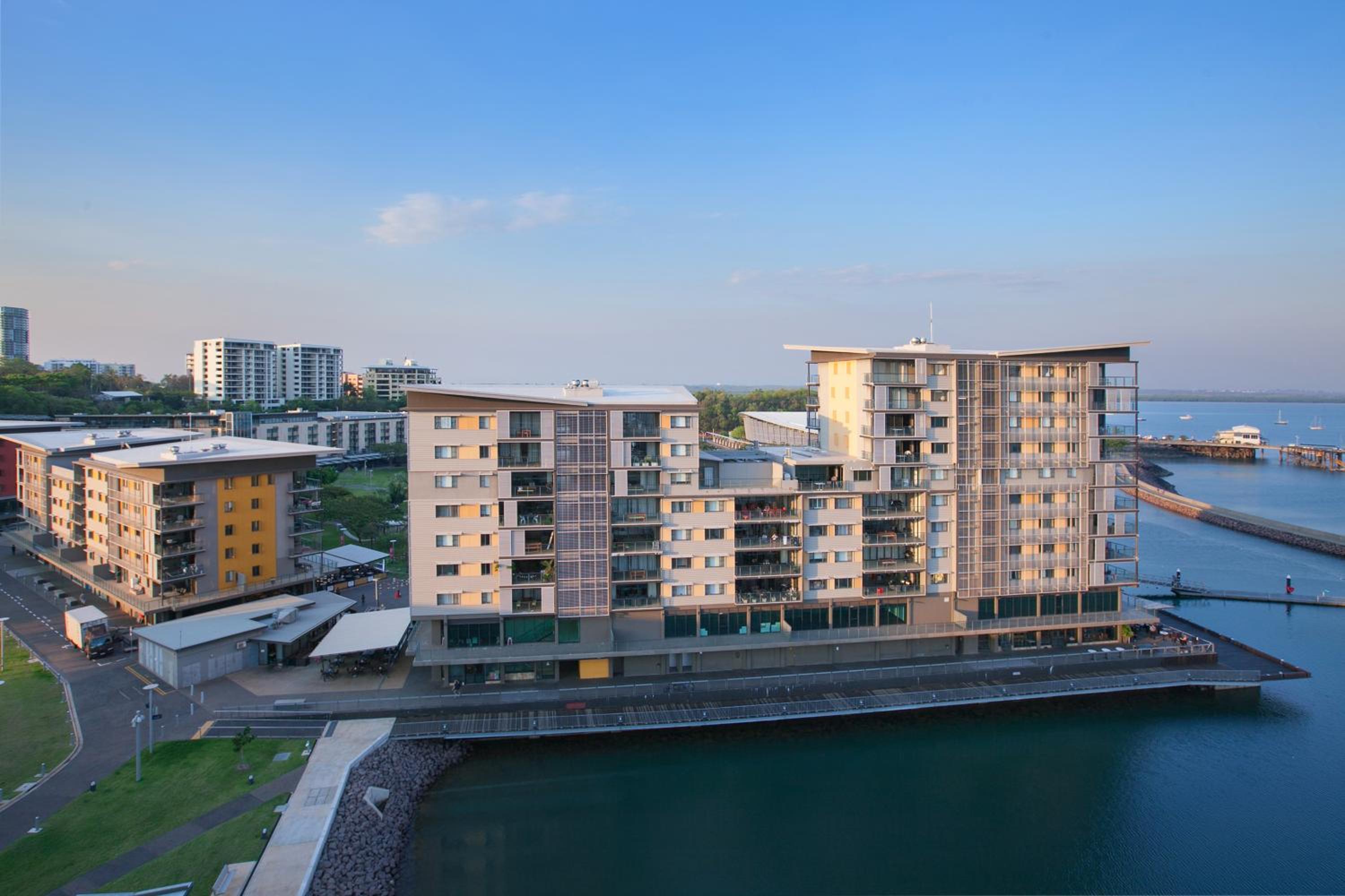 Saltwater Suites - Waterfront Apartments