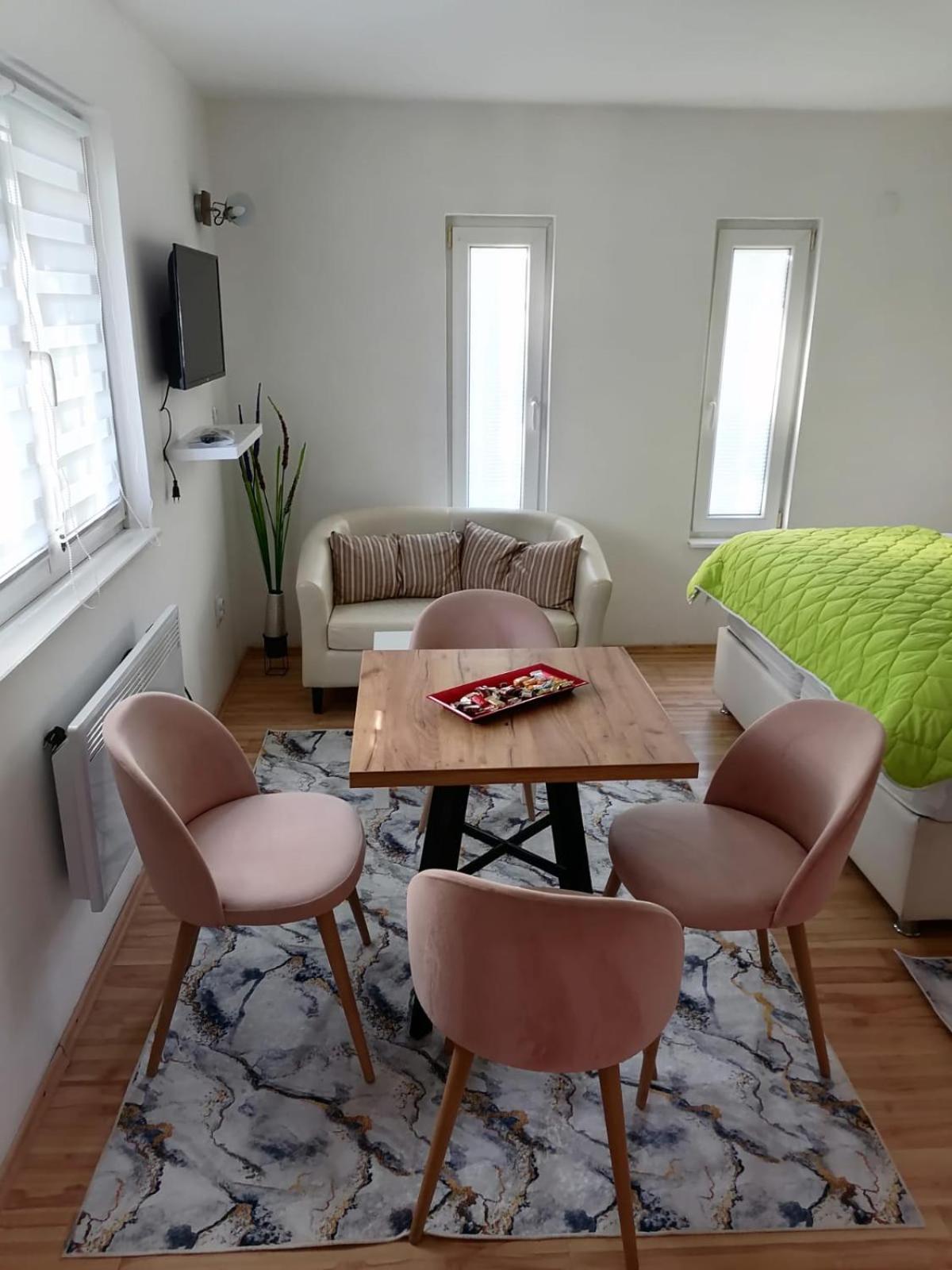 Sarajevo Holiday Apartments 1