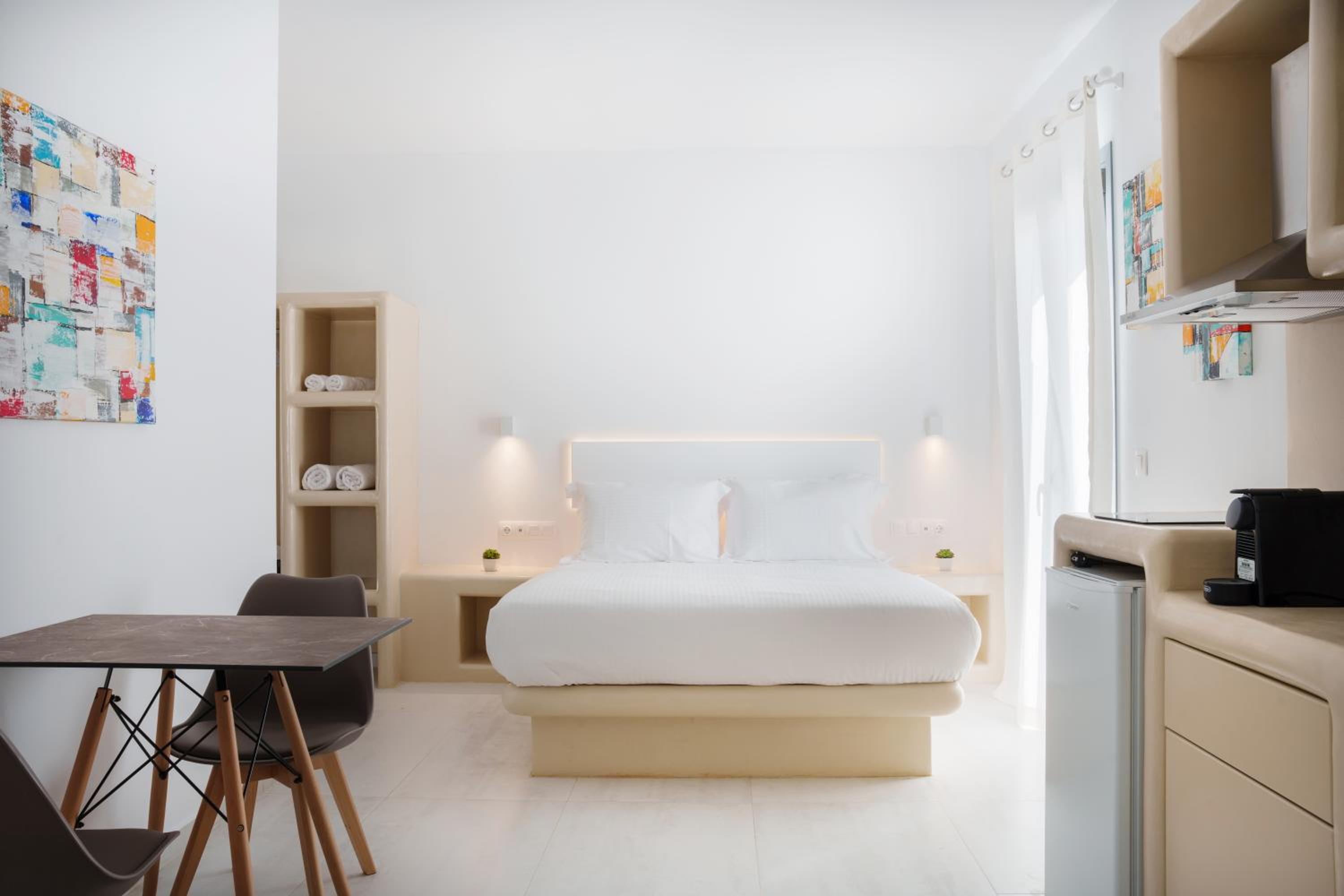 Bedspot Apartments Paros