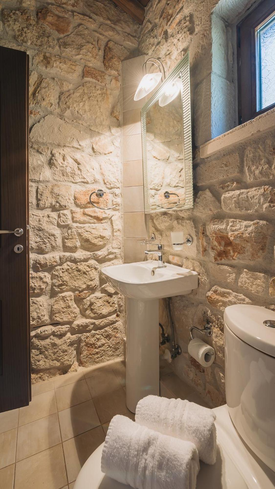 Stone Made Private Pool Villa 3 Kriopigi