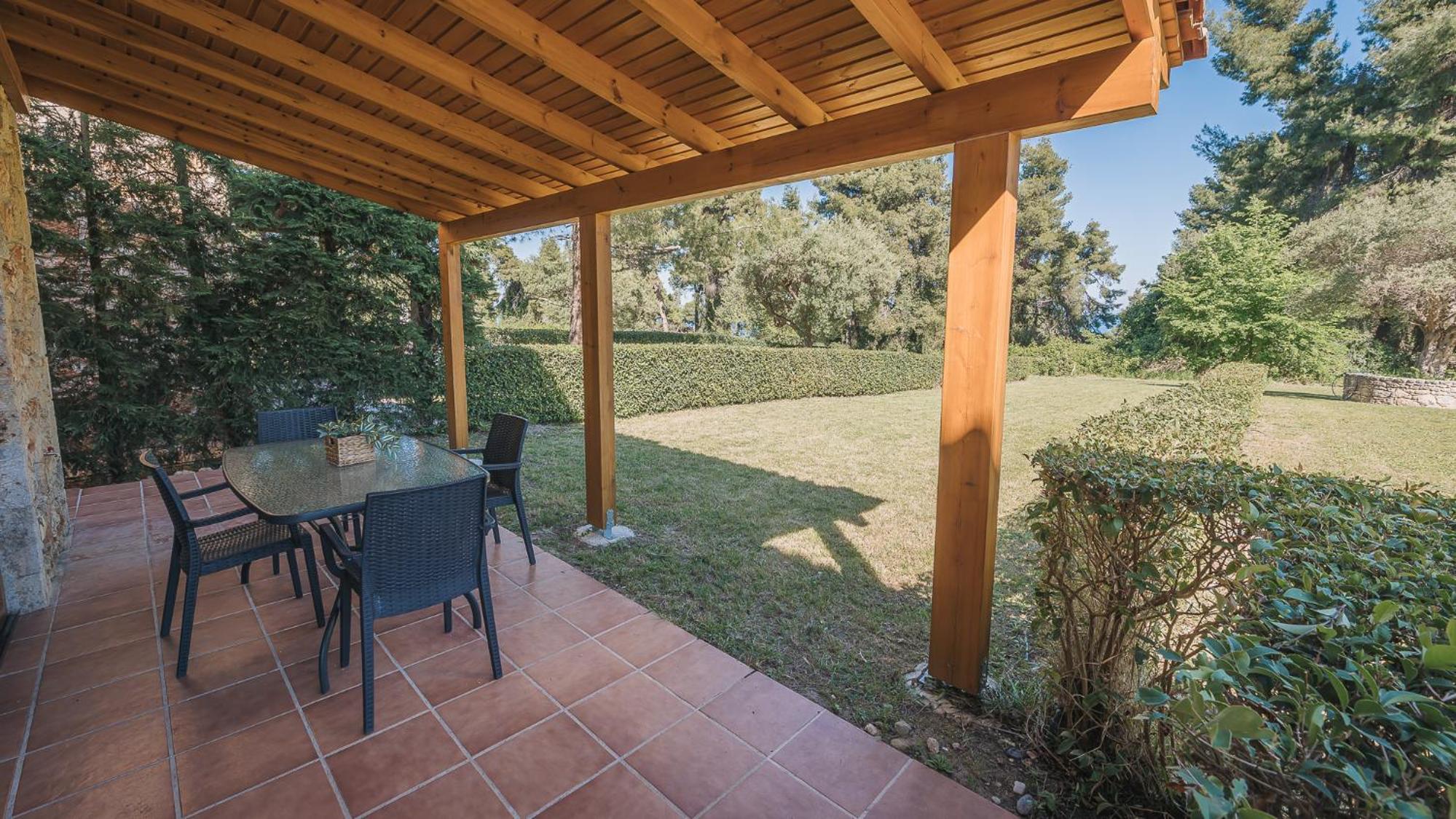 Stone Made Private Pool Villa 3 Kriopigi