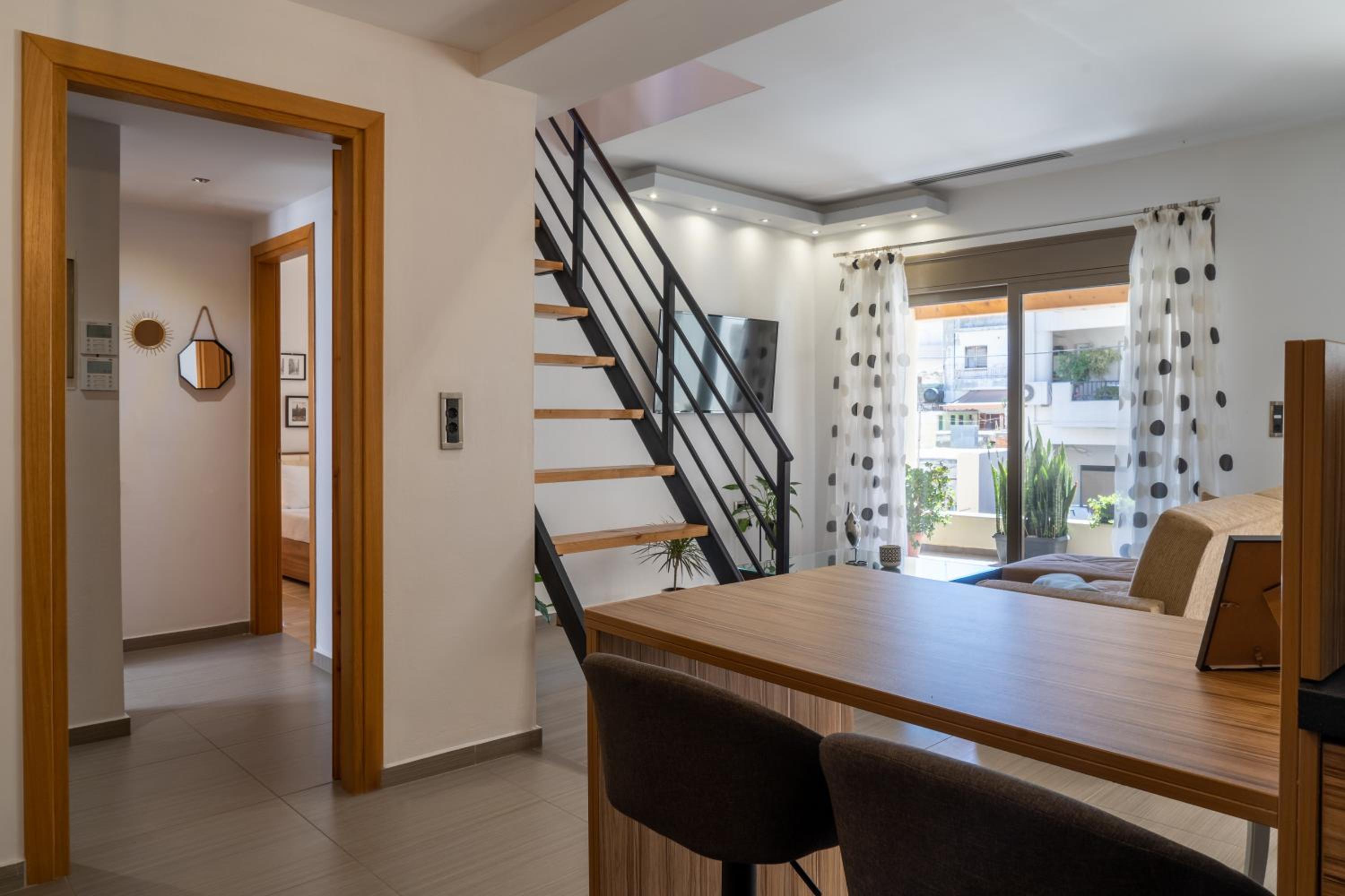Nefele Maisonette near Heraklion centre