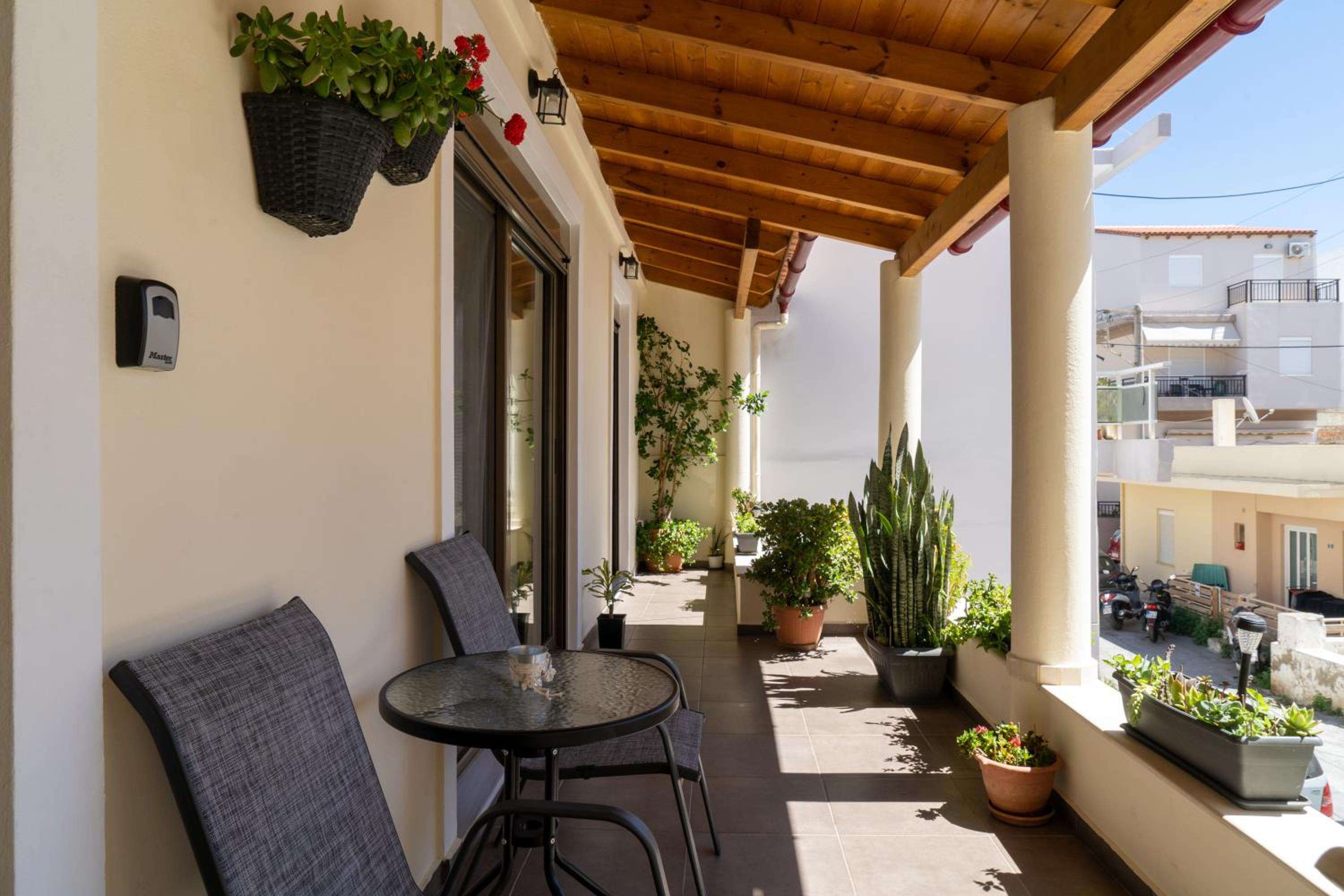 Nefele Maisonette near Heraklion centre