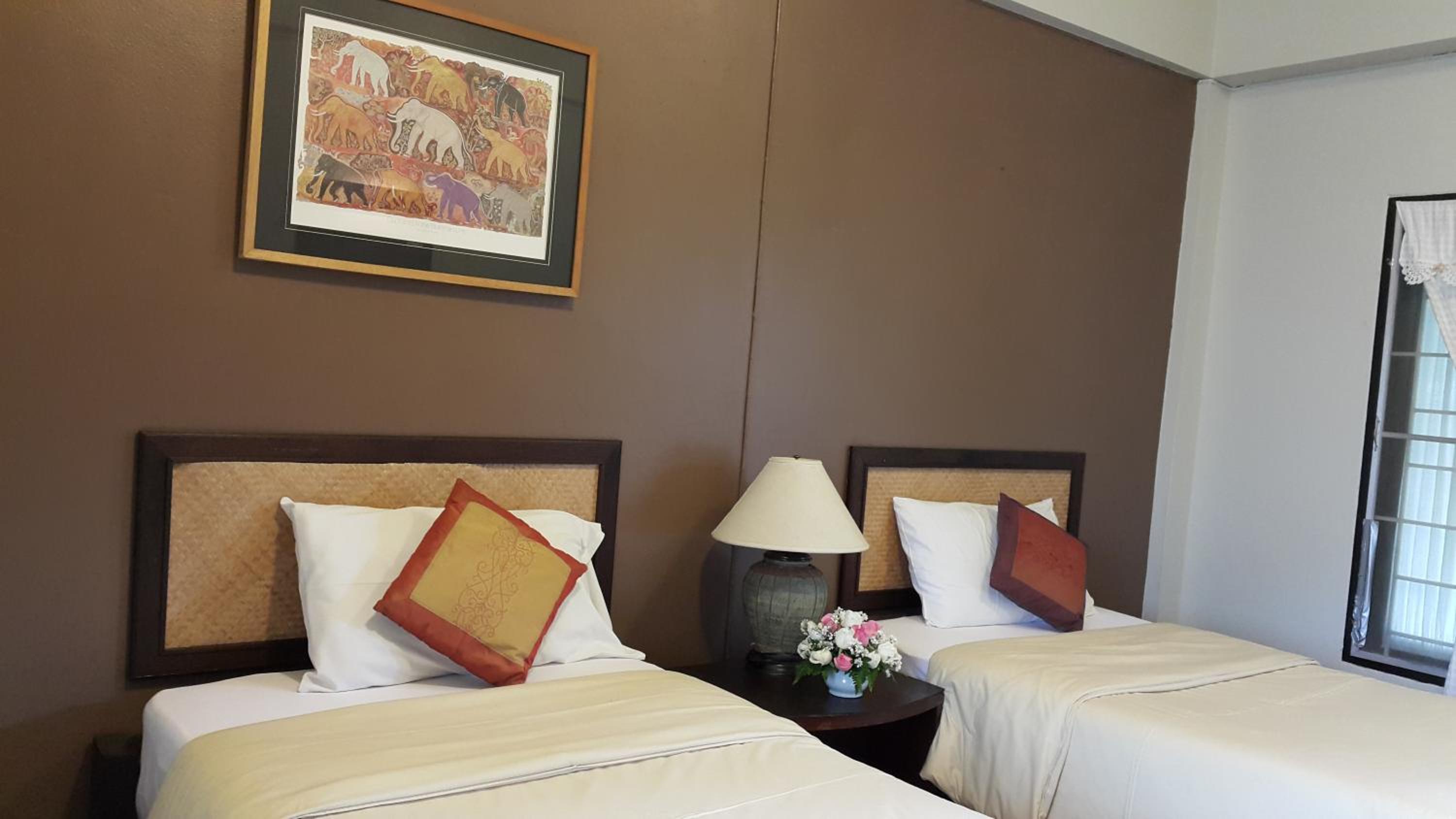 Baan Warabordee Hotel