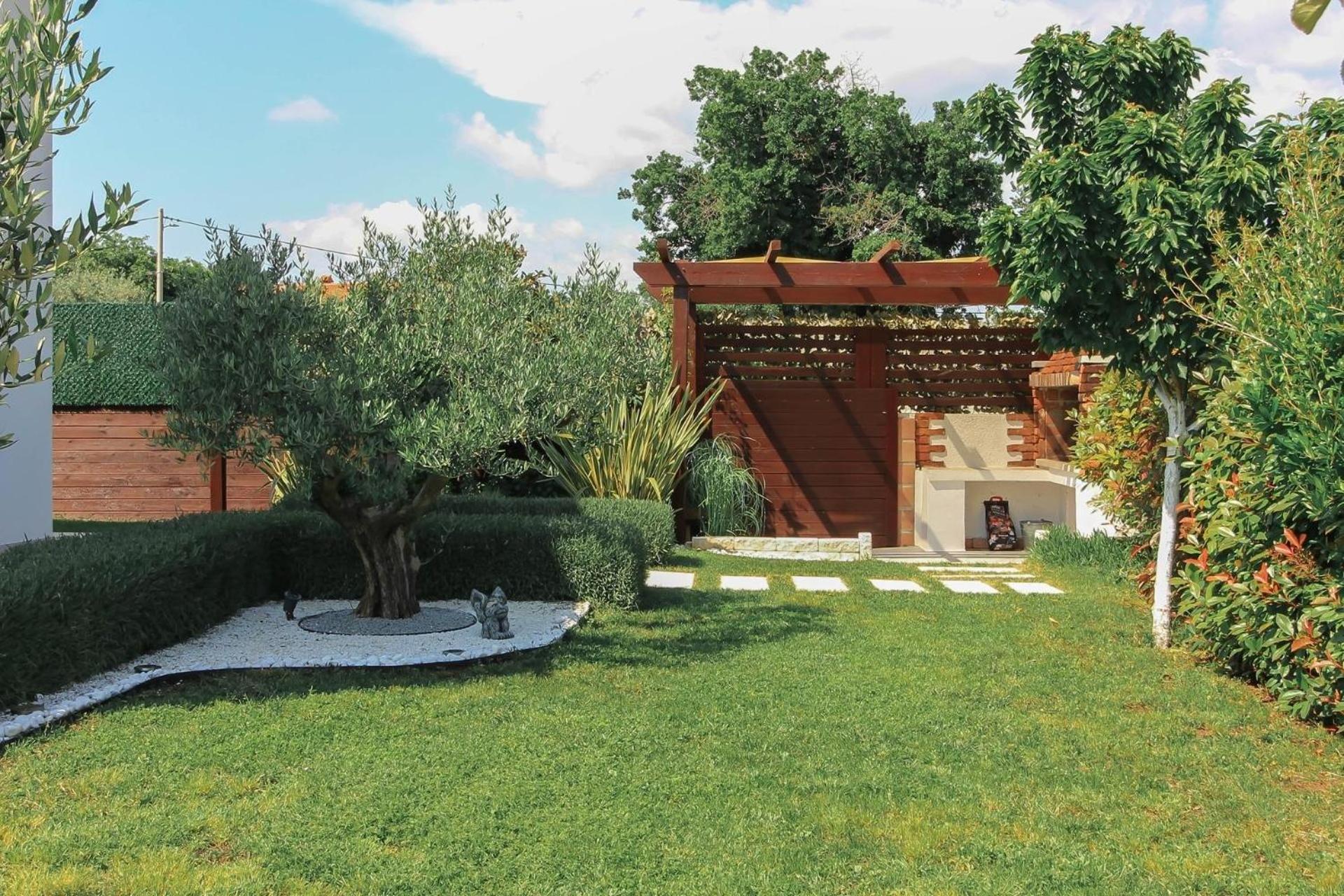 Ferienhaus mit Privatpool für 8 Personen ca 220 qm in Šišan, Istrien Südküste von Istrien