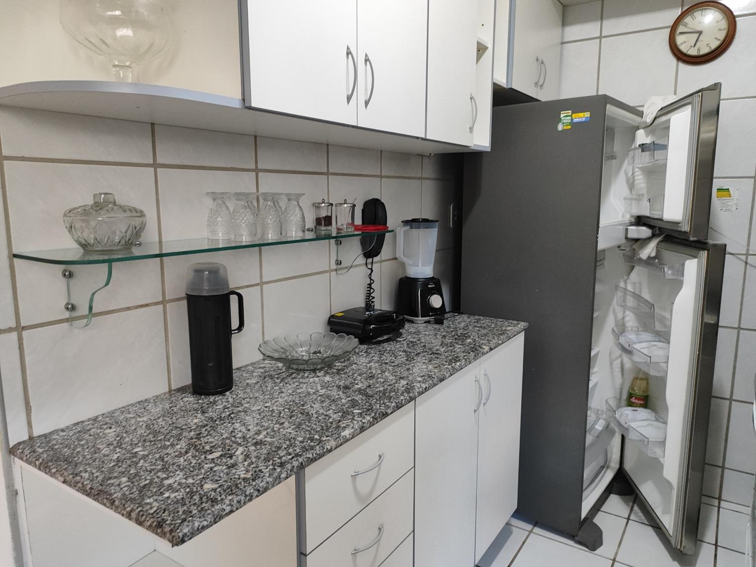 Apartamento 3 quartos no Cambeba