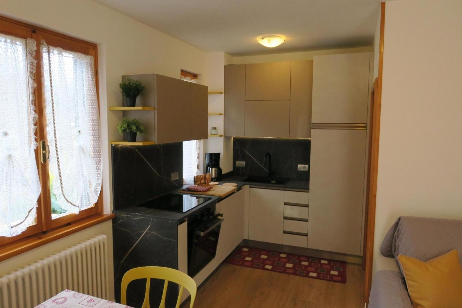 Ferienwohnung für 4 Personen 2 Kinder ca 75 qm in Pur-Ledro, Trentino Ledrosee - a83100 view 3
