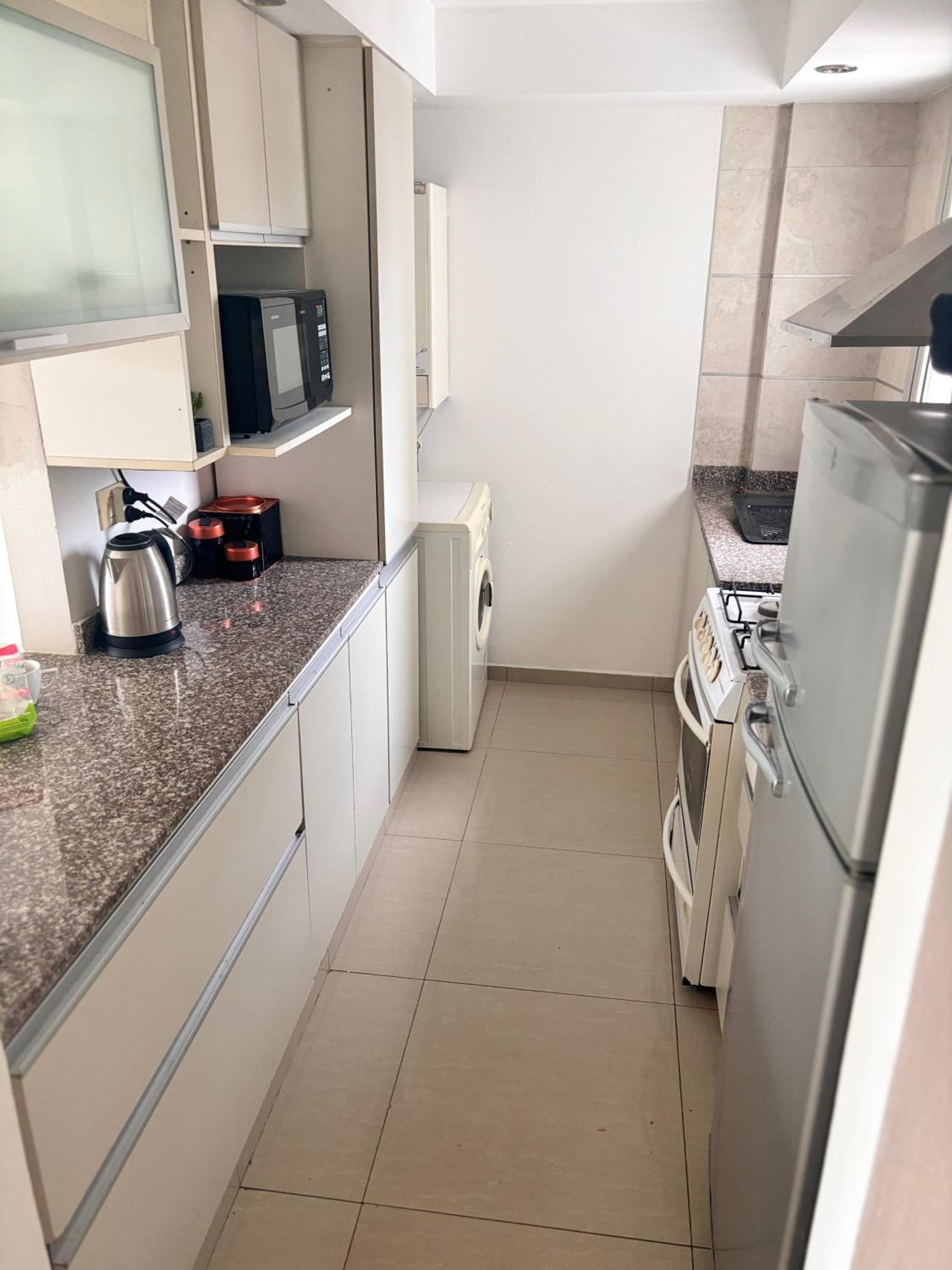 Apart in La Plata, elegante y equipado departamento