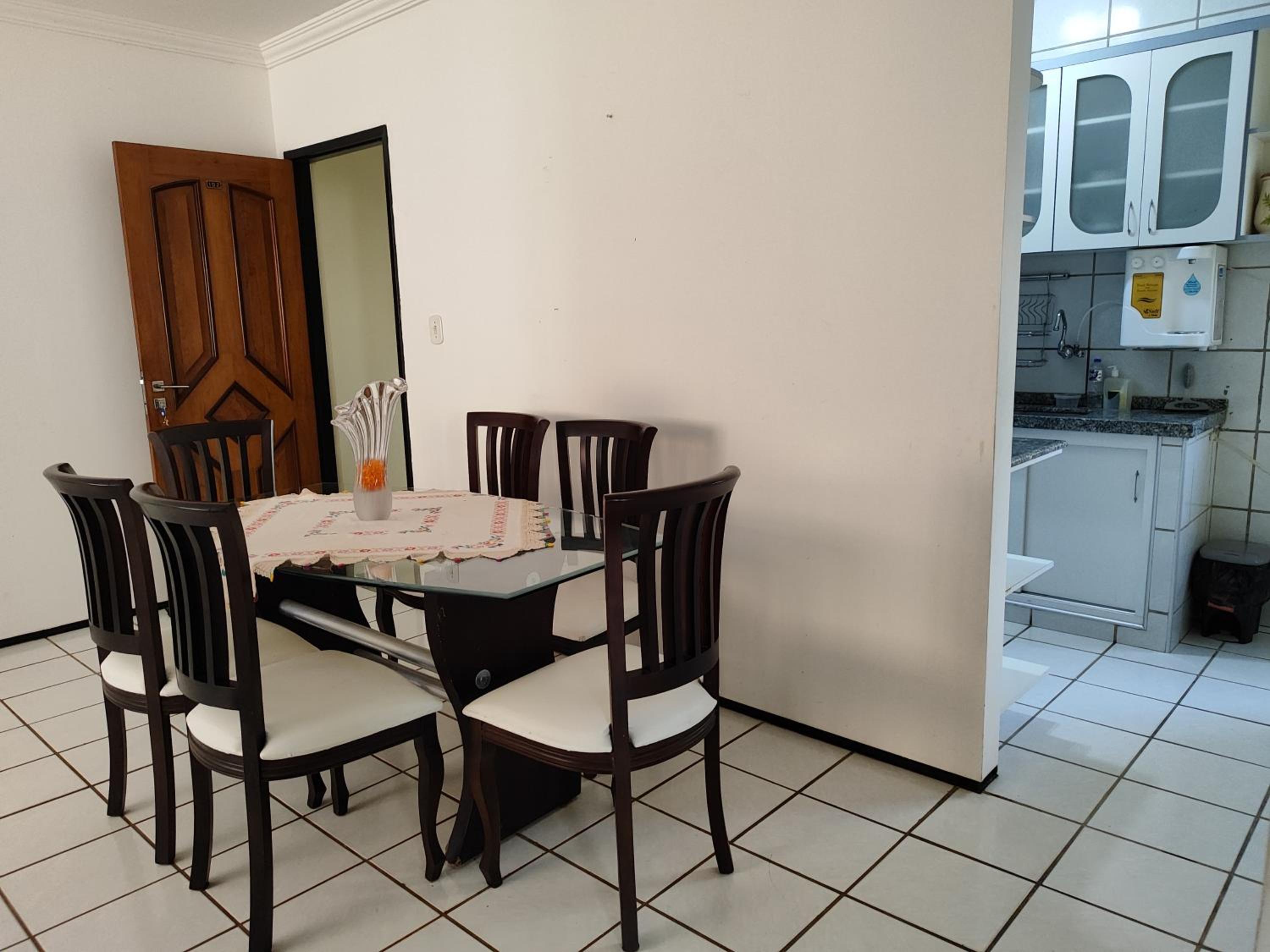 Apartamento 3 quartos no Cambeba
