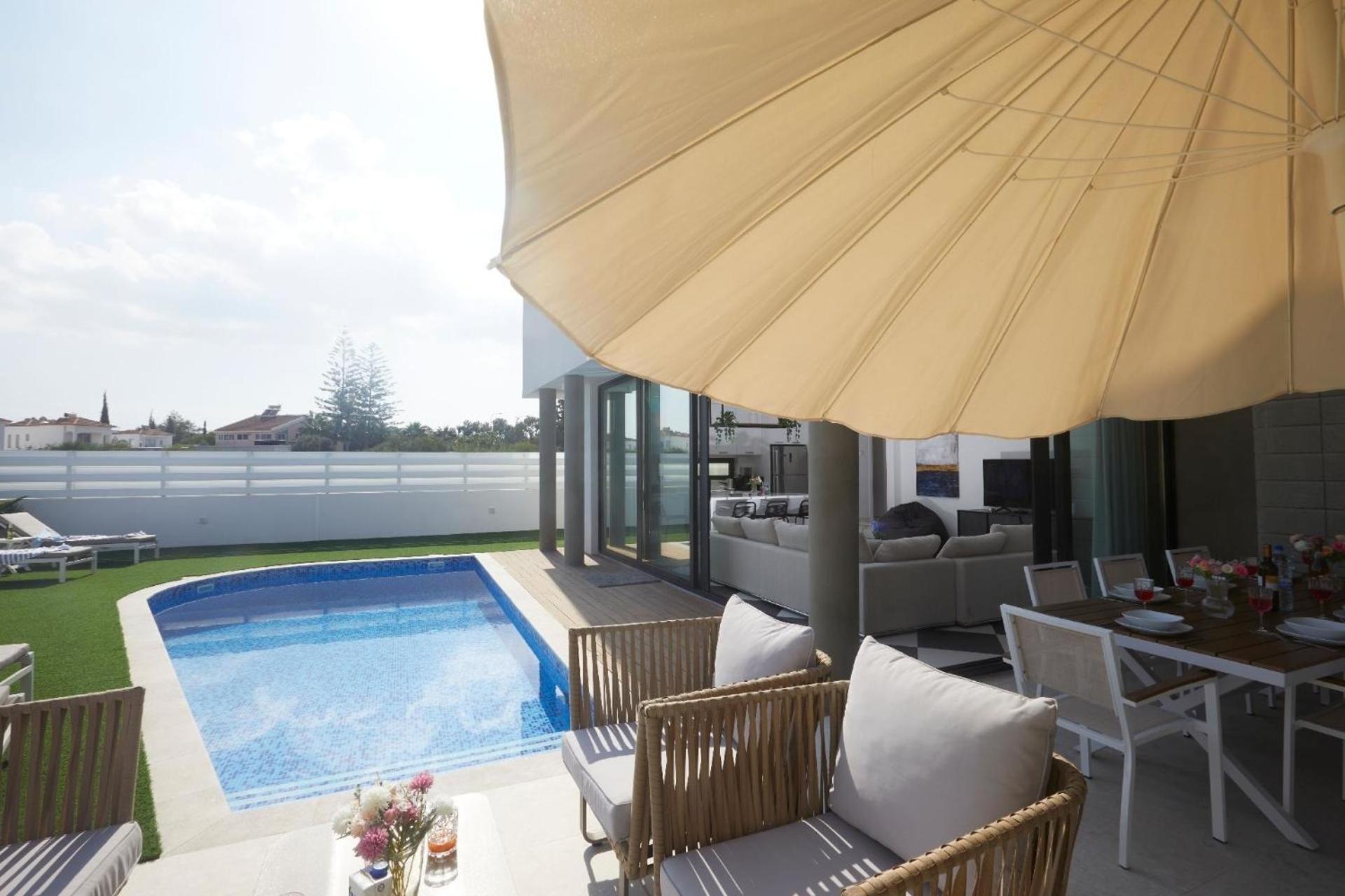 Ferienhaus mit Privatpool für 6 Personen ca 135 qm in Pernera, Südküste von Zypern