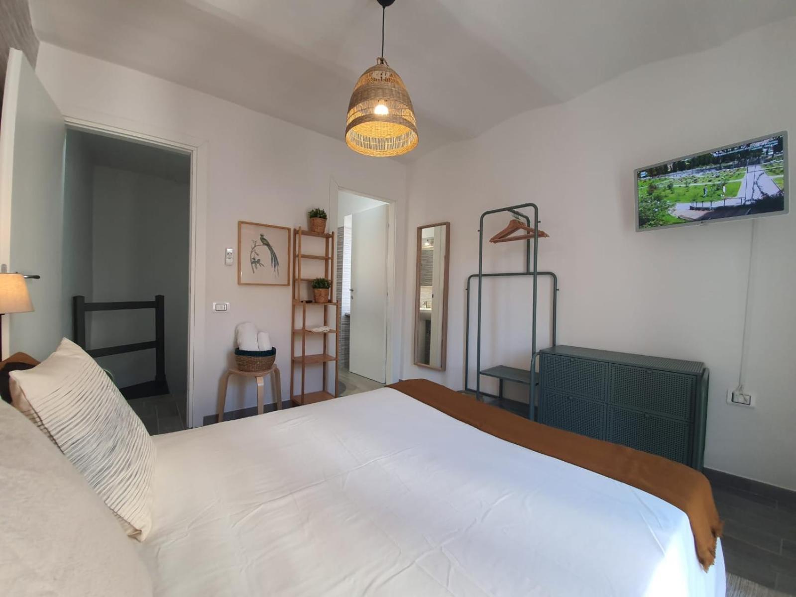 CASA DINA - Fondi Vertice Rooms view 4