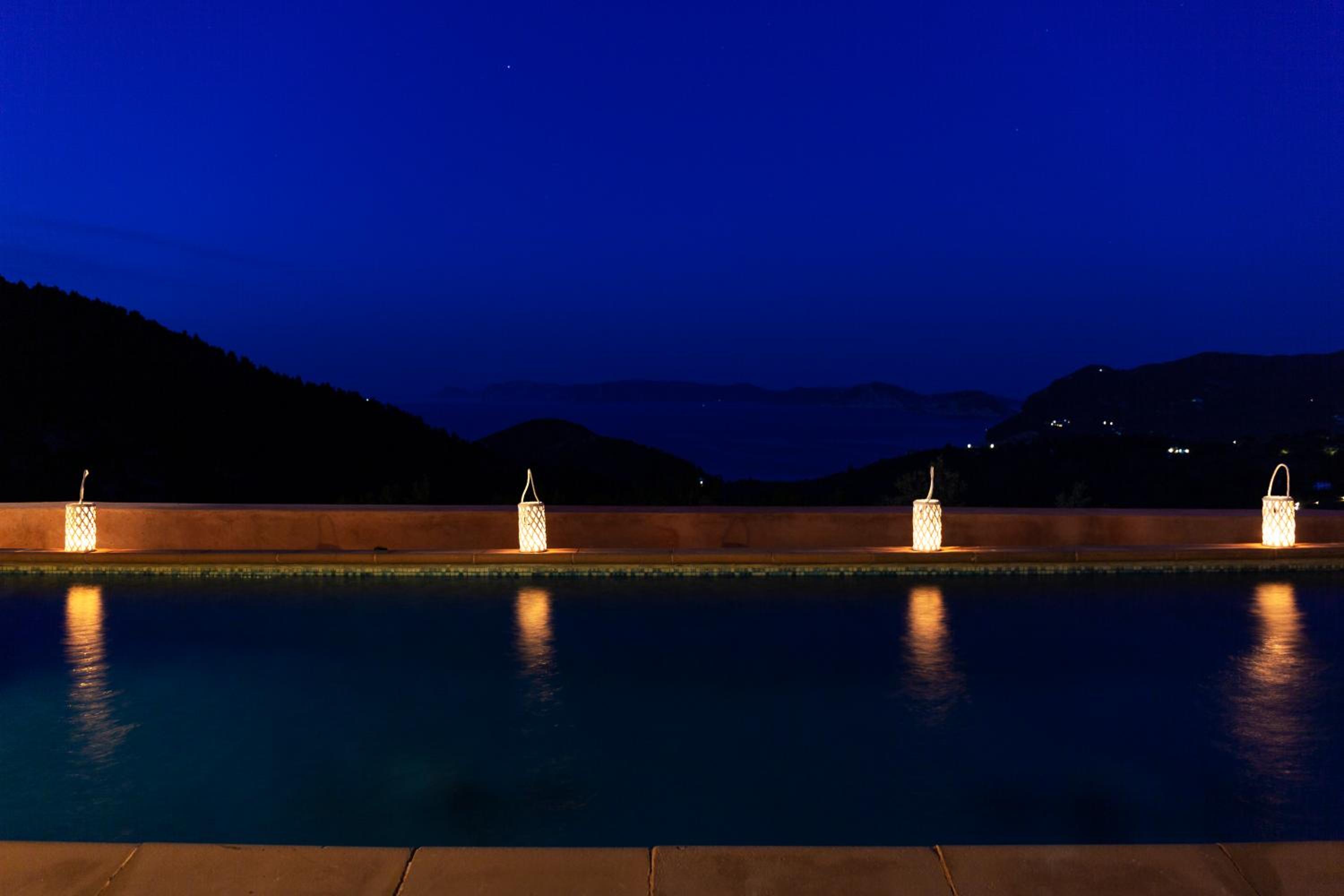 Sirens Villas - Sea View Private Pool Villas