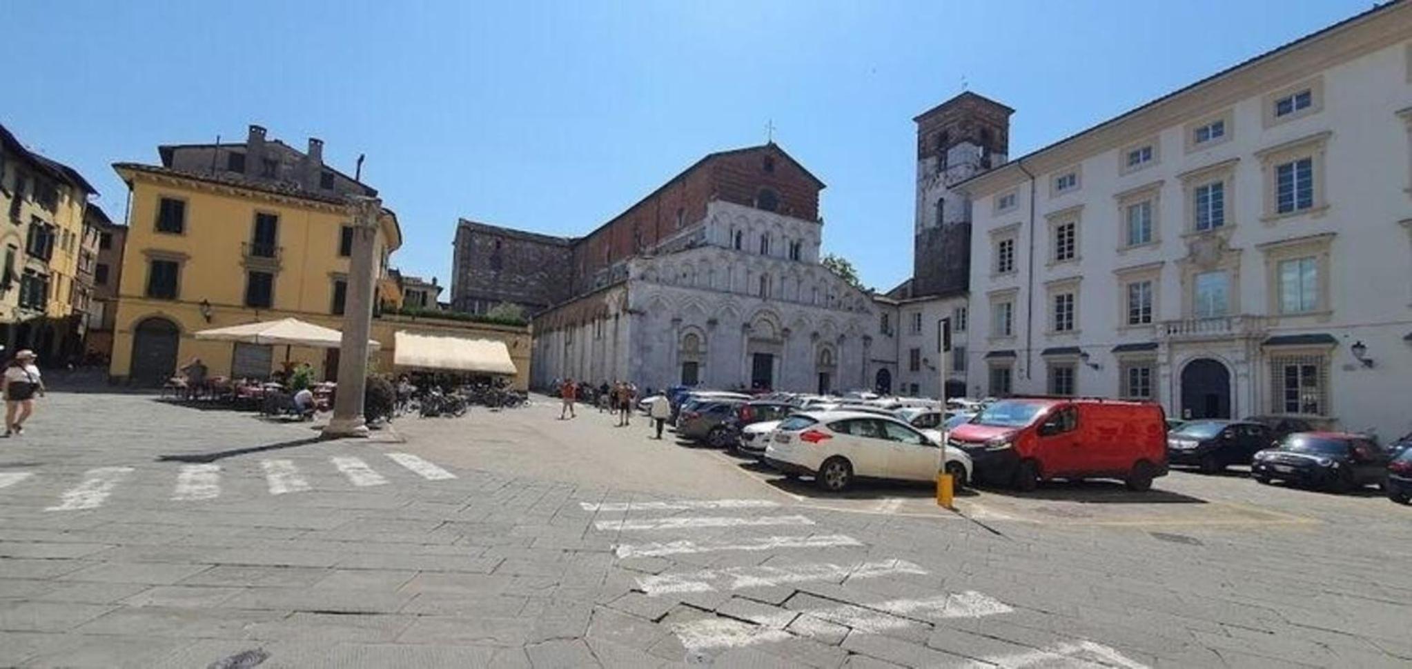 Ferienwohnung für 6 Personen ca 170 qm in Lucca, Toskana Provinz Lucca view 2