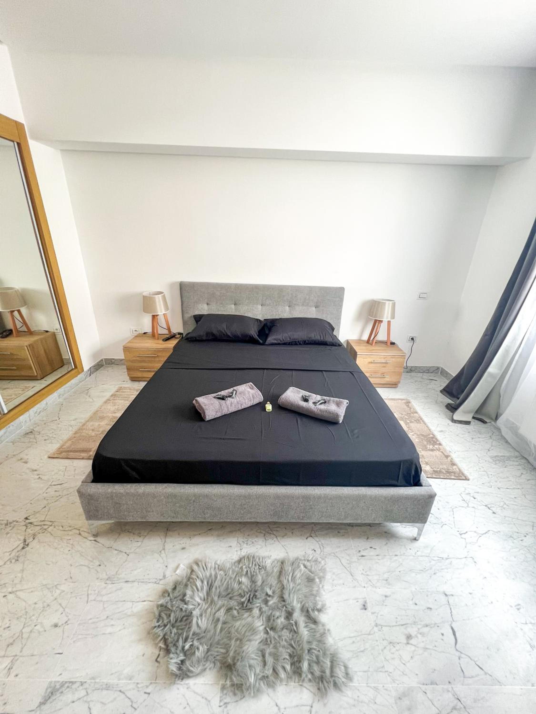 Modern 2 bedroom flat in Jardins Menzah view 4