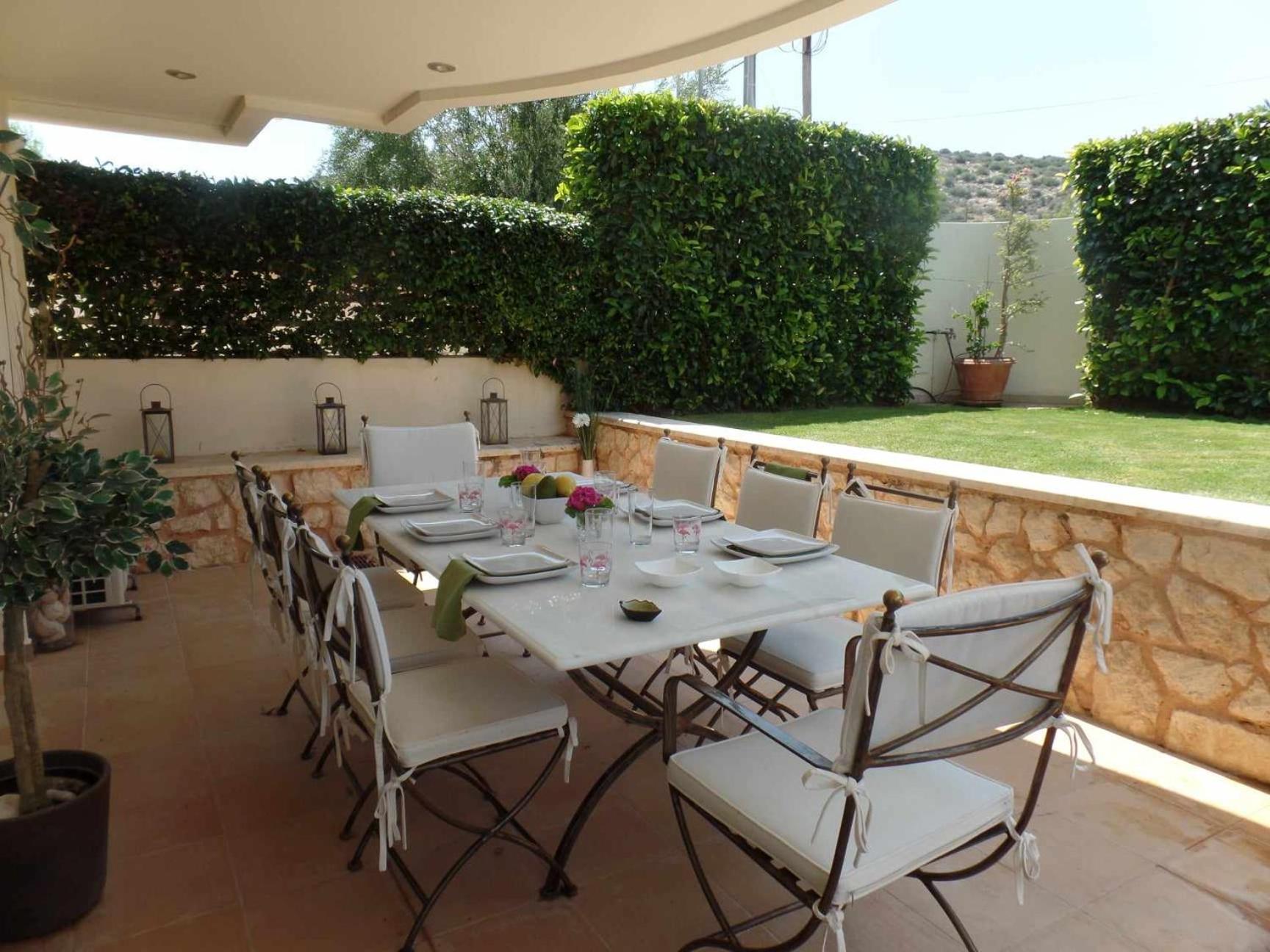 Guest apartment within a villa in Lagonissi view 2