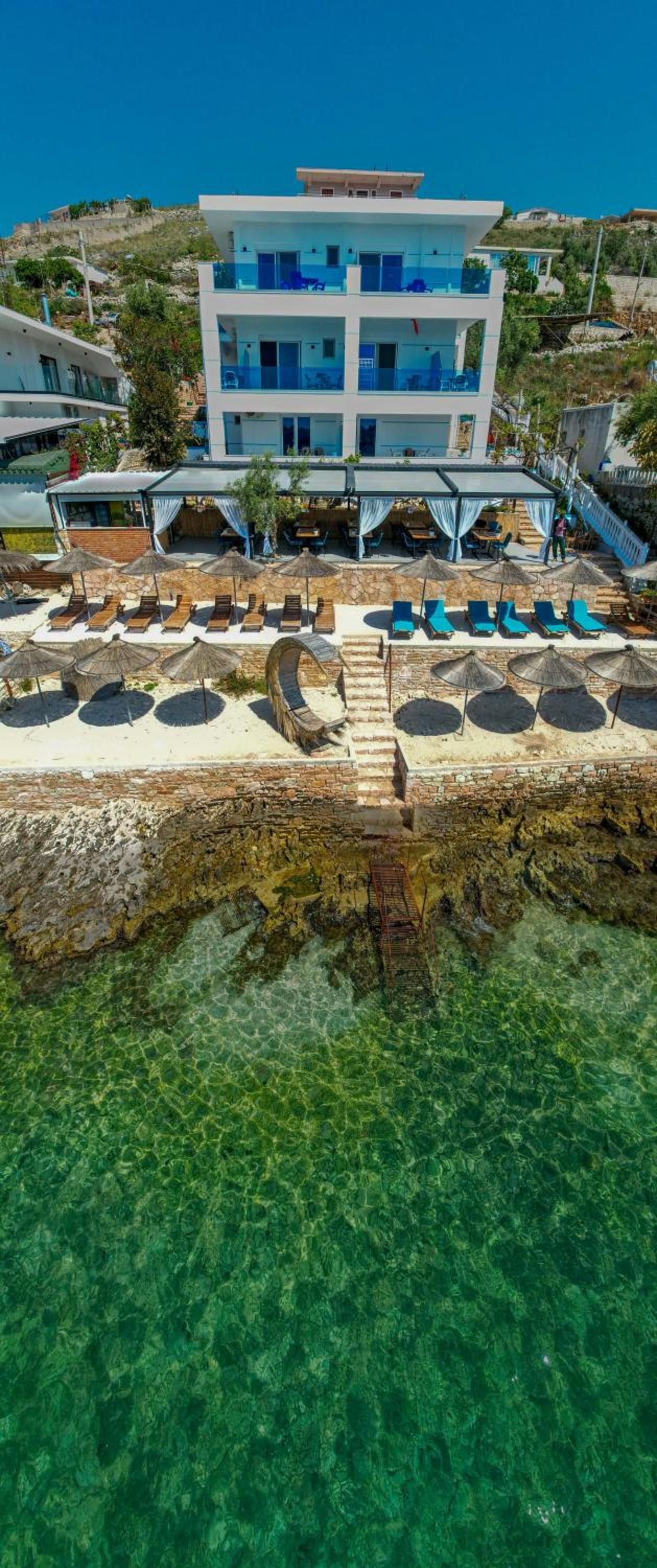 Fabeno Villa