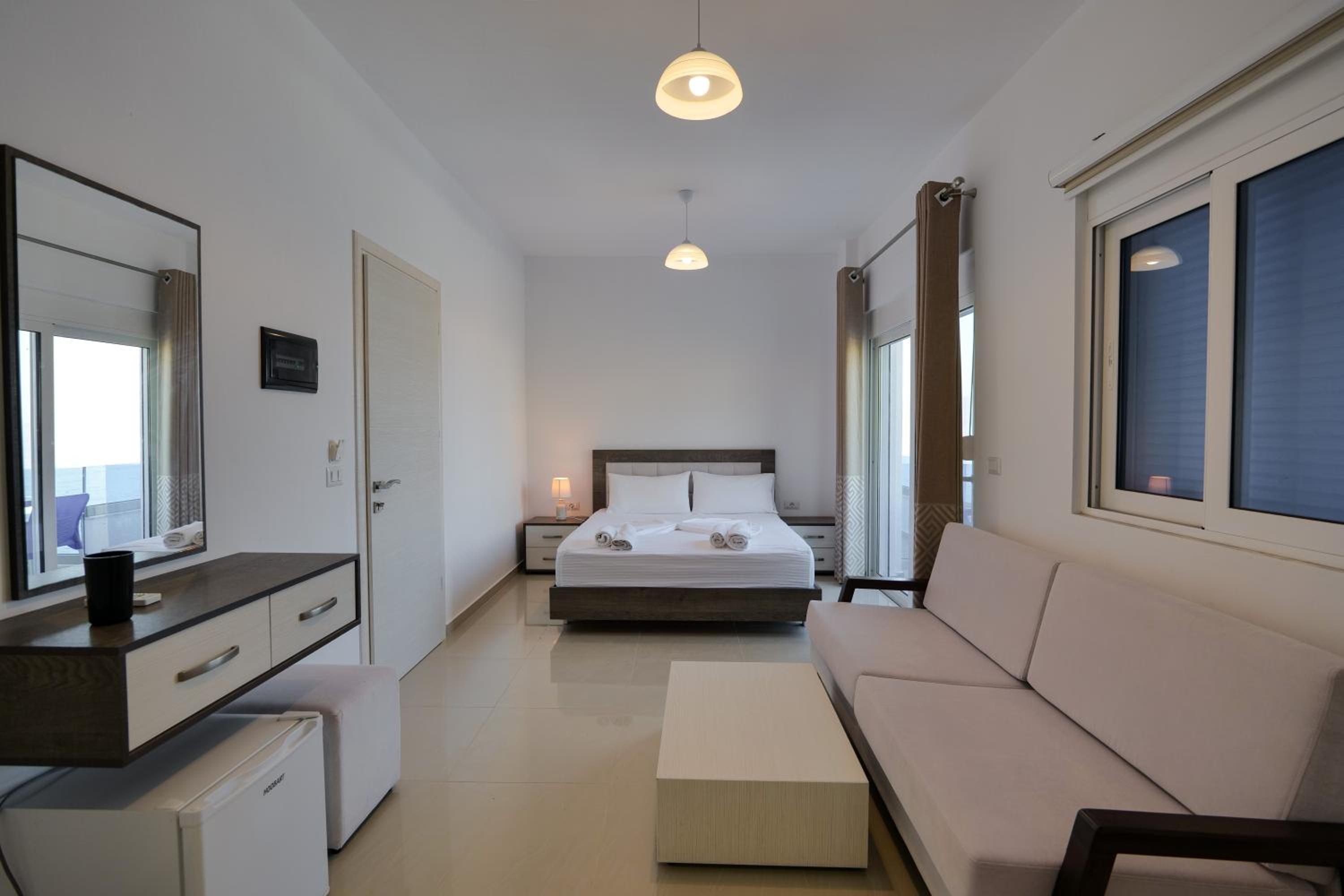 Fabeno Villa