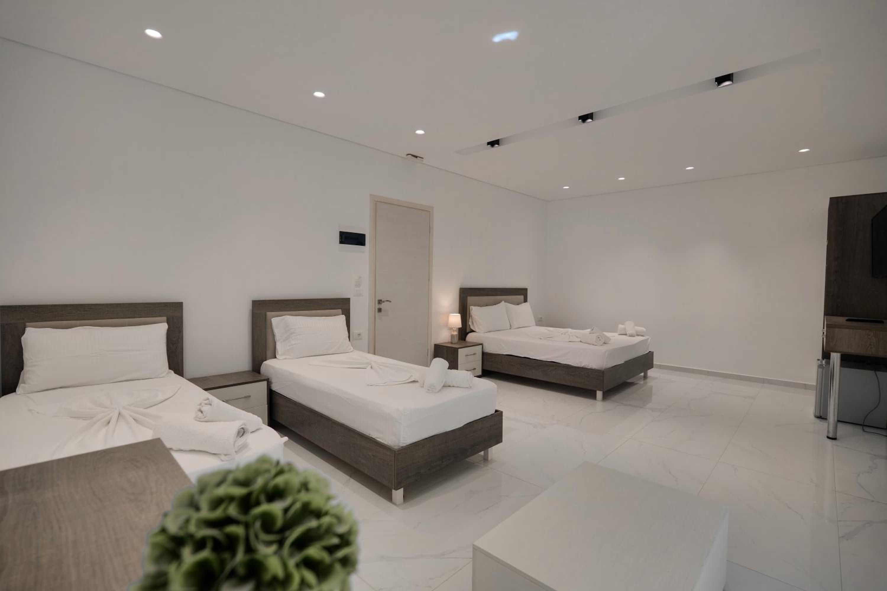 Fabeno Villa