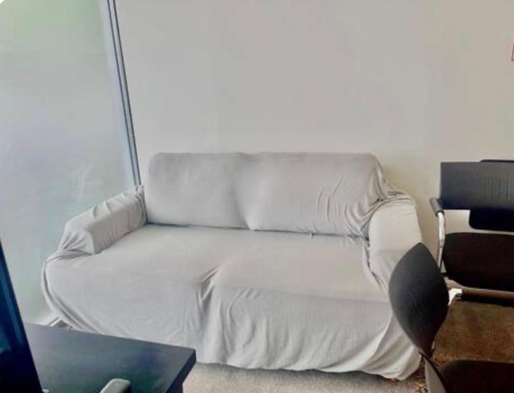 Newly renovated home in Auckland city view 4