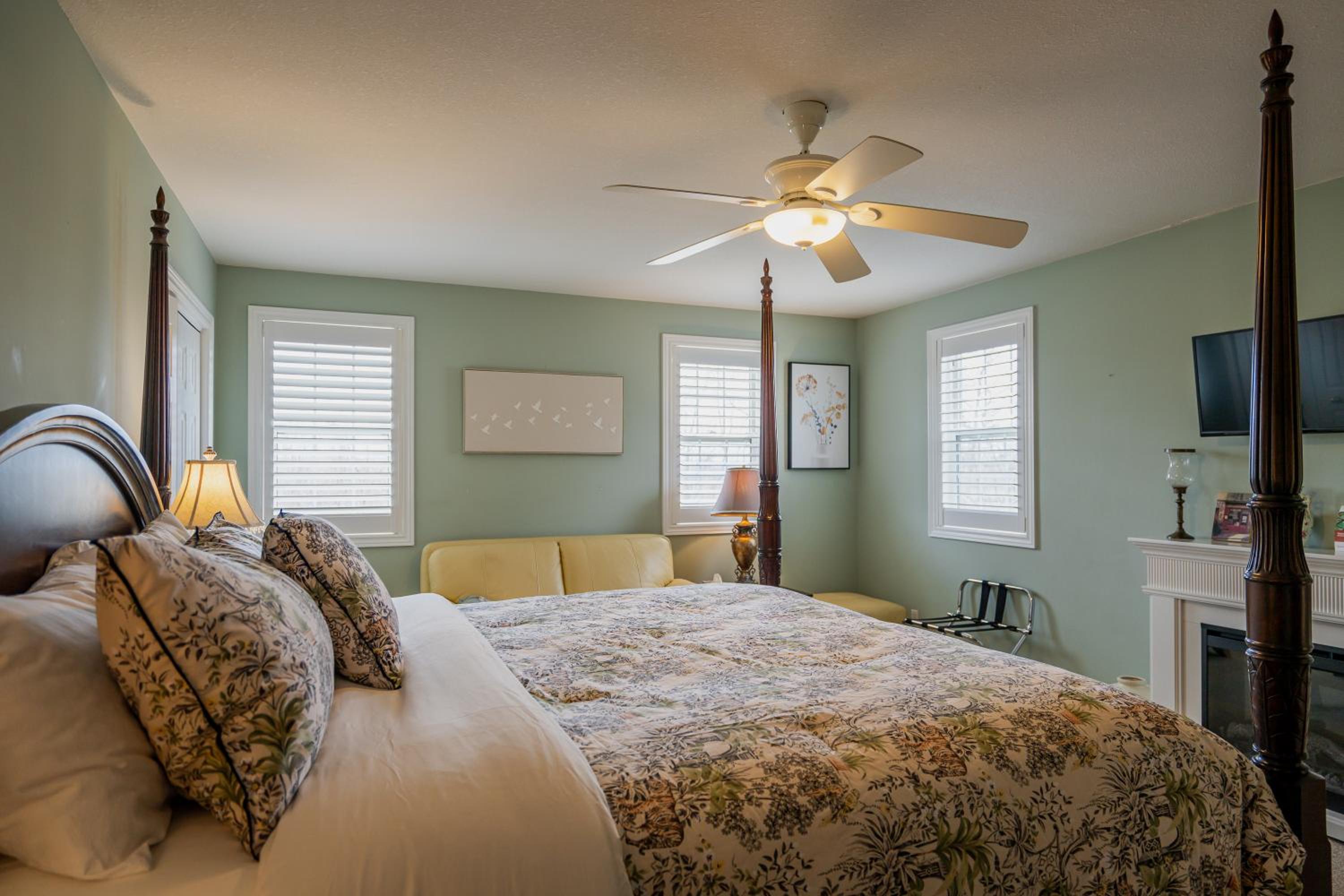 Old Town Country Landing - Property Image 40