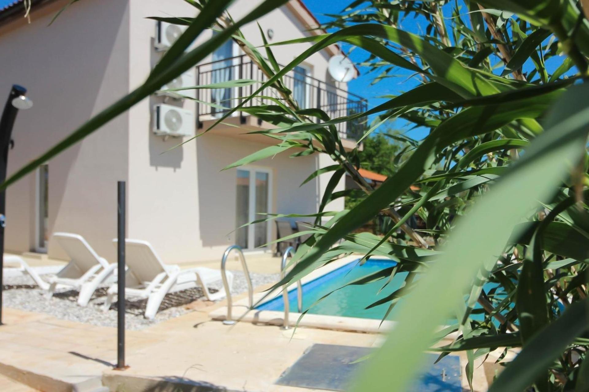 Ferienhaus mit Privatpool für 7 Personen ca 120 qm in Medulin, Istrien Südküste von Istrien view 4