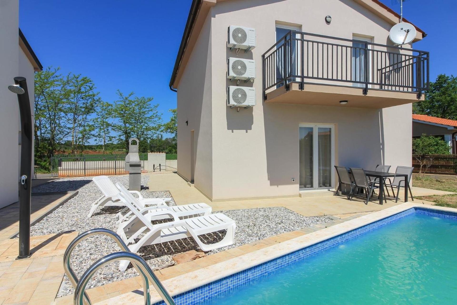 Ferienhaus mit Privatpool für 7 Personen ca 120 qm in Medulin, Istrien Südküste von Istrien view 3