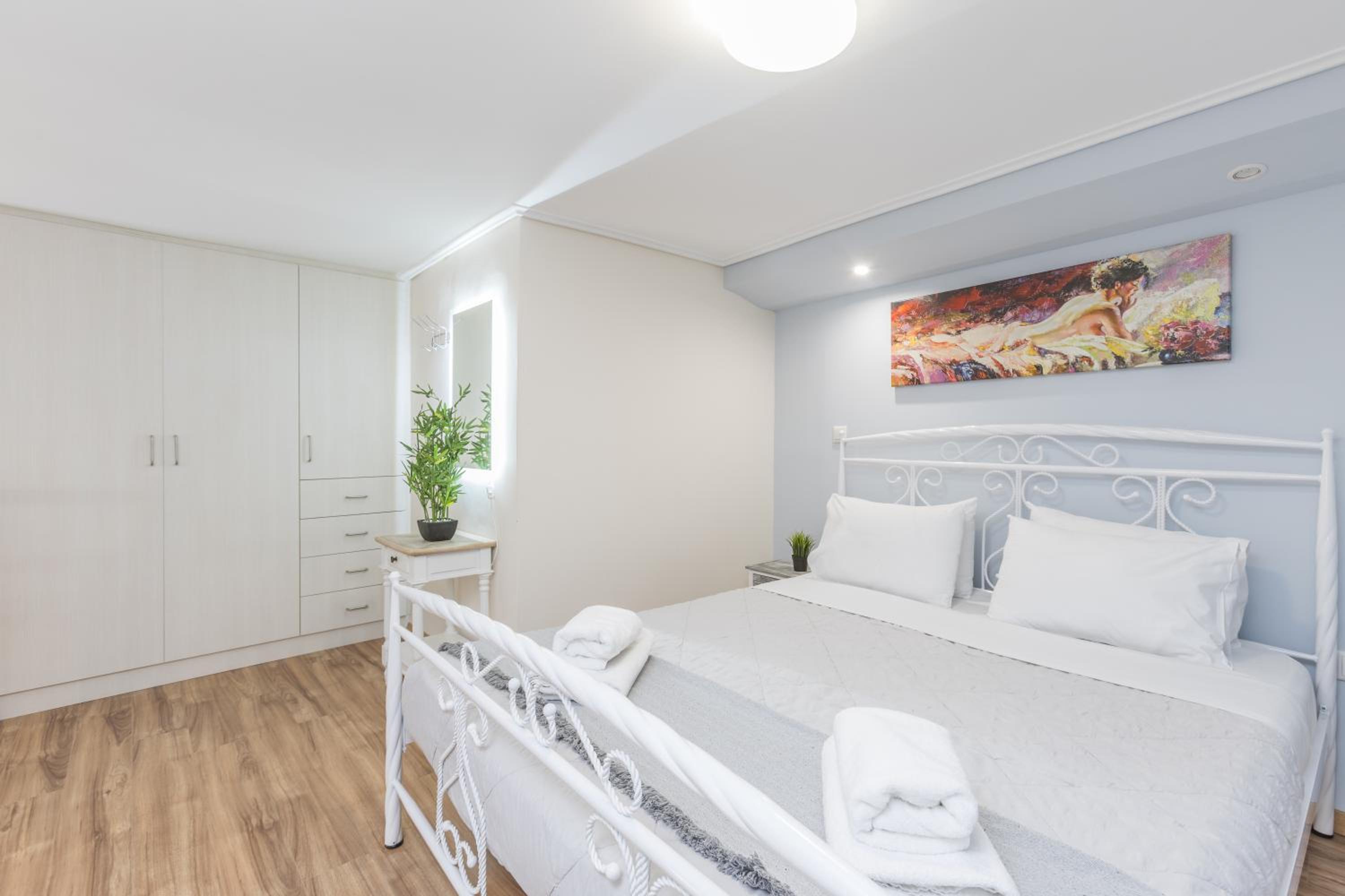 Raise Koukaki Urban Lofts