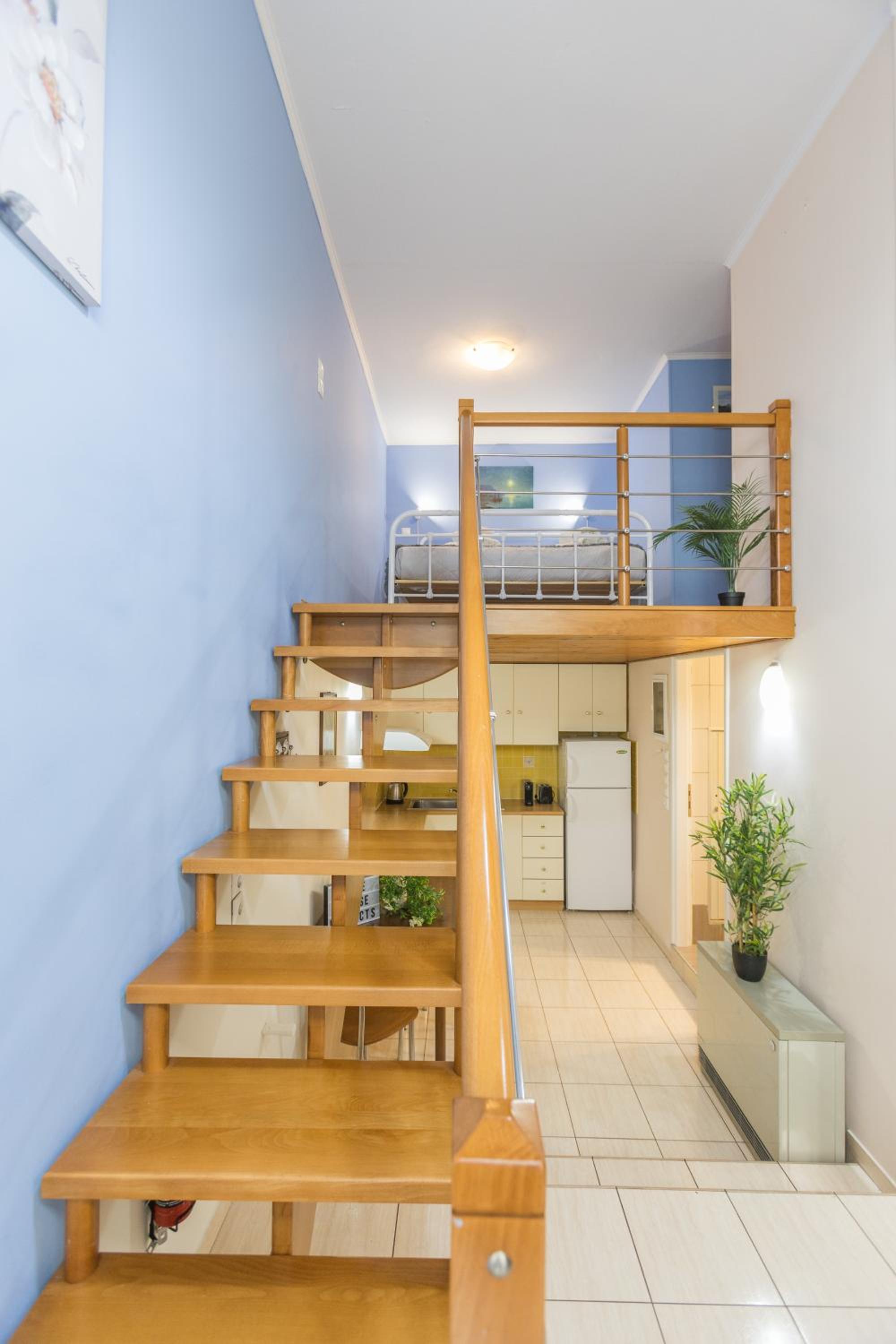 Raise Koukaki Urban Lofts