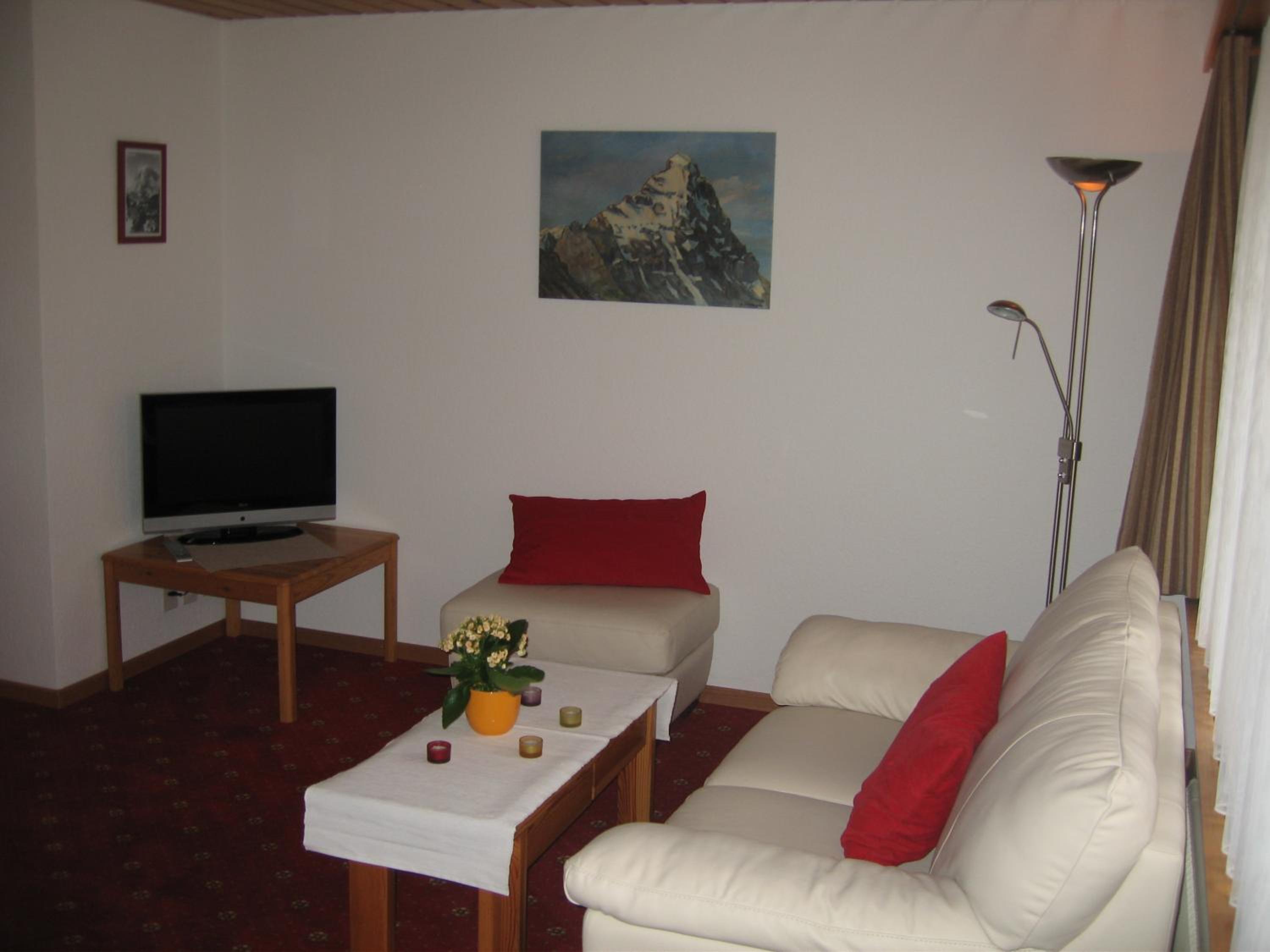 FERIENWOHNUNGEN Chalet Hohturnen