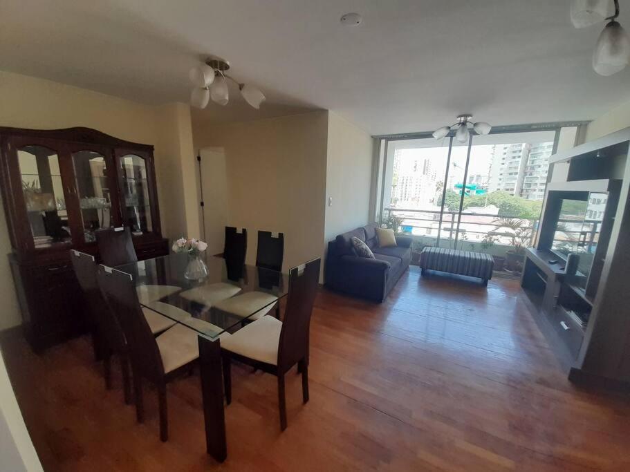 Encantador apartamento con excelente ubicación