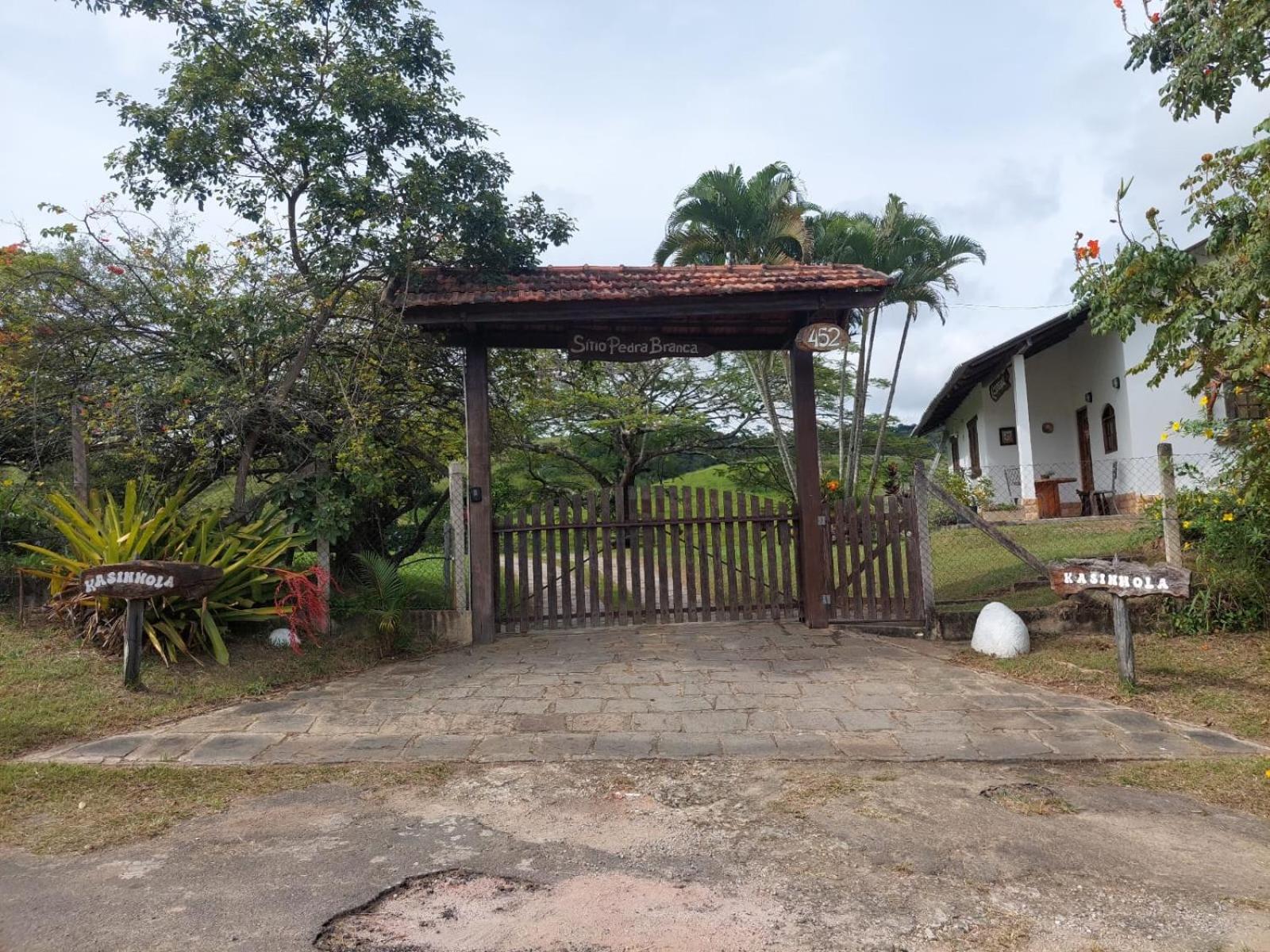 Kasinhola Recanto - Sítio Pedra Branca.