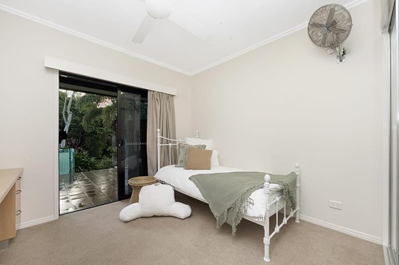 Luxury Style Living 20 minutes from CBD