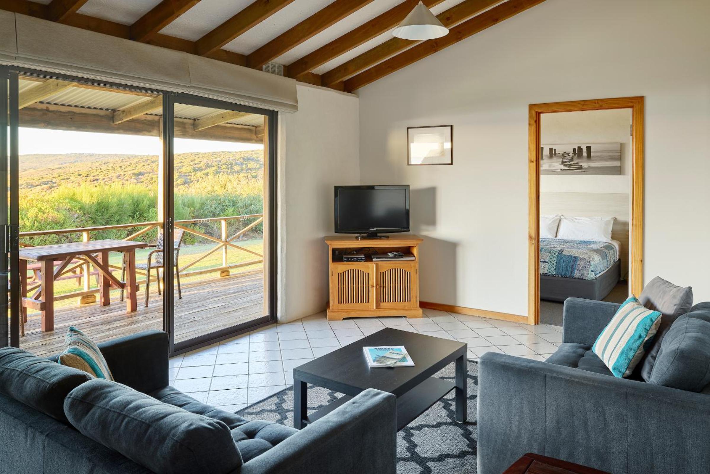 Chandlers Smiths Beach Villas